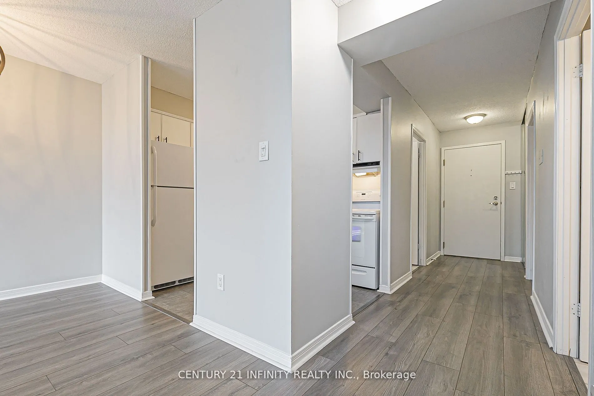 80 Athol Street E, #306