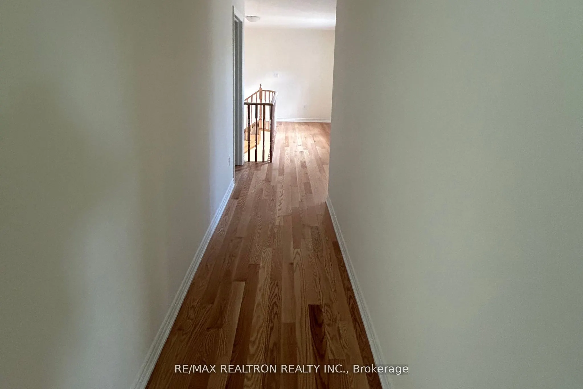 9 Mountainside Crescent