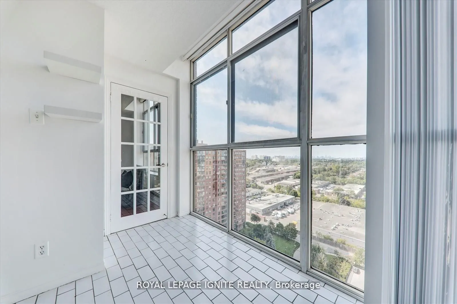 330 McCowan Road, #Penthouse  1914