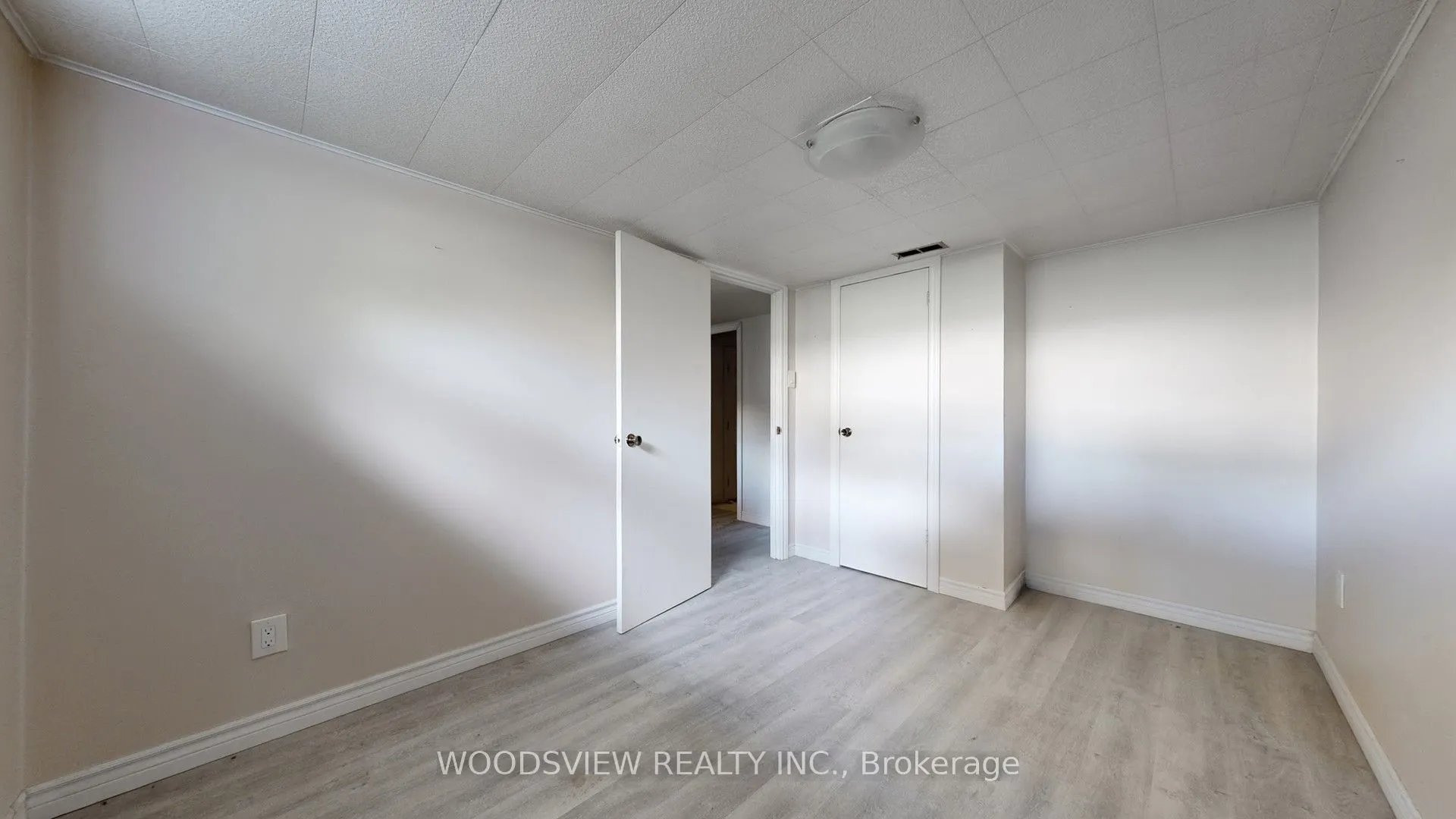 14 Shandara Crescent