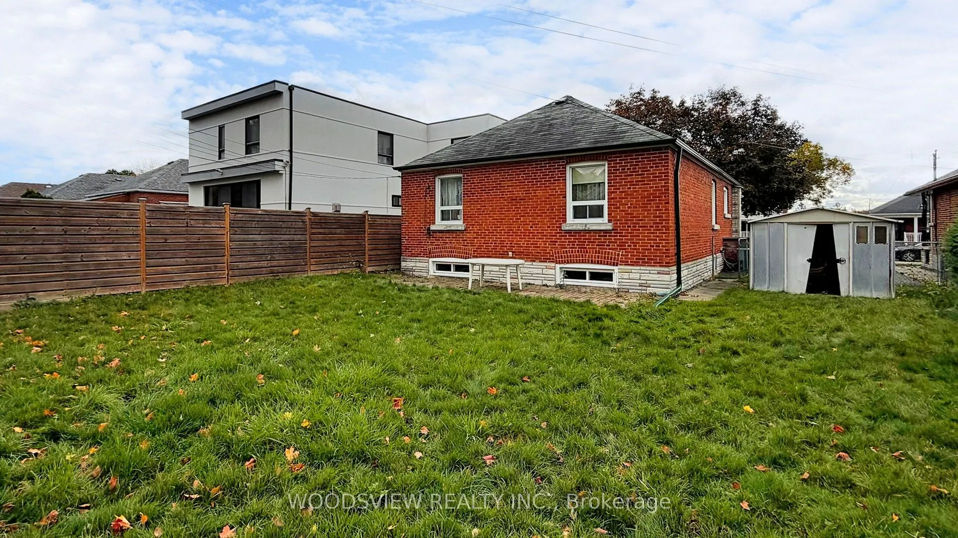 14 Shandara Crescent