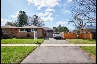 77 Woodgarden Crescent