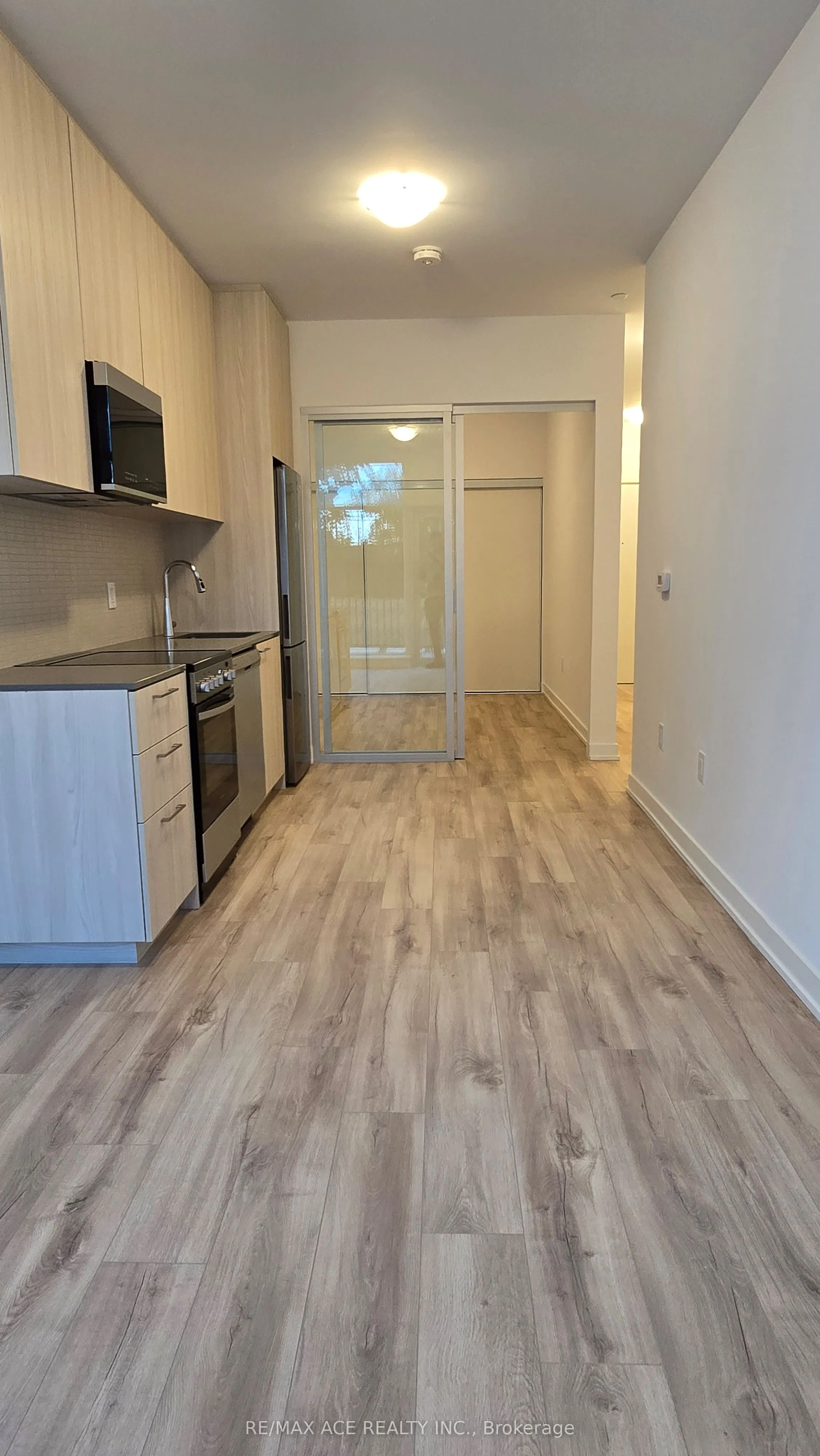 7439 Kingston Road, #110