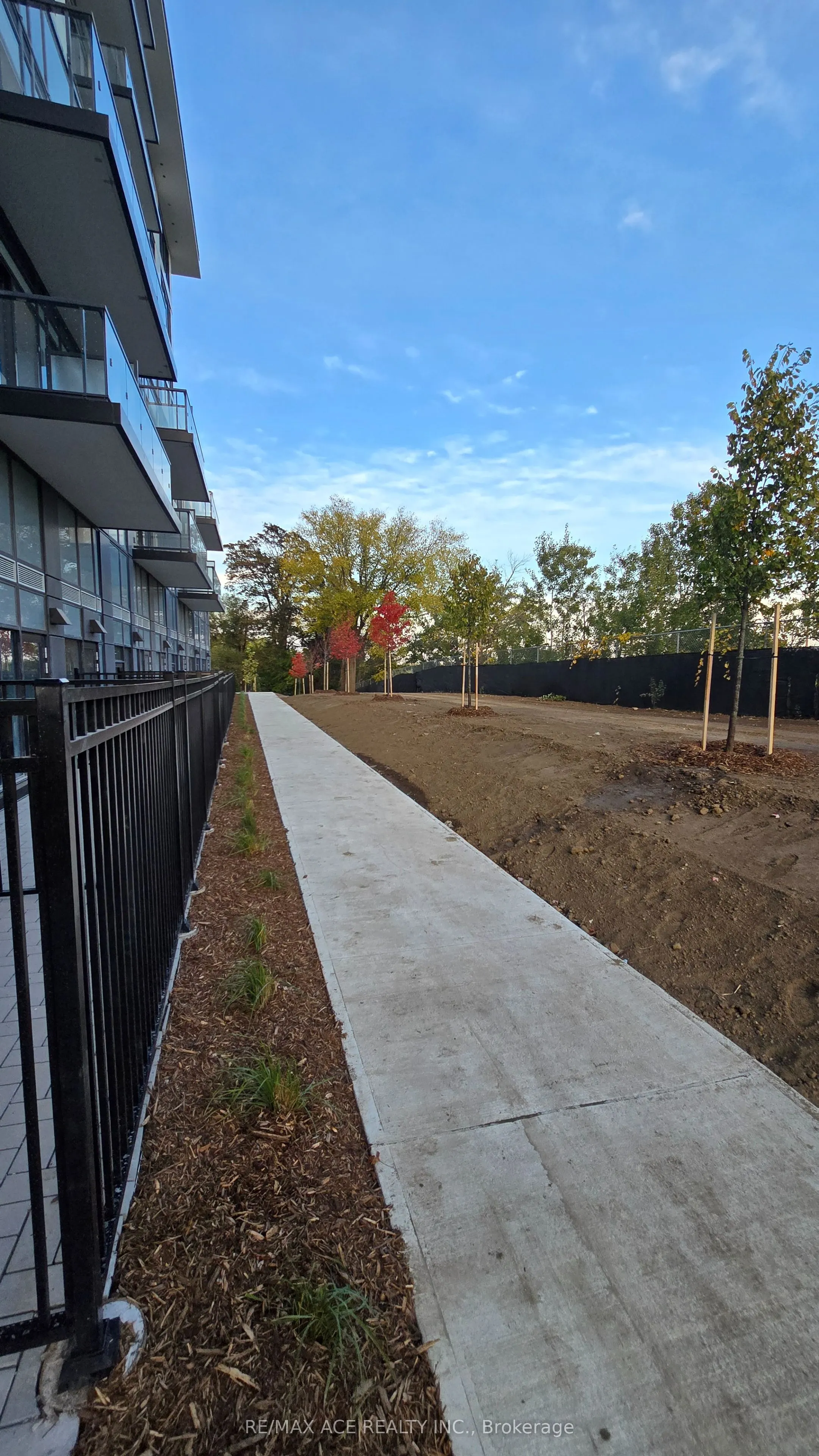 7439 Kingston Road, #110