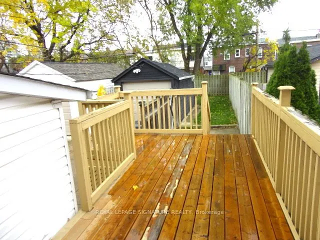 327 Wolverleigh Boulevard