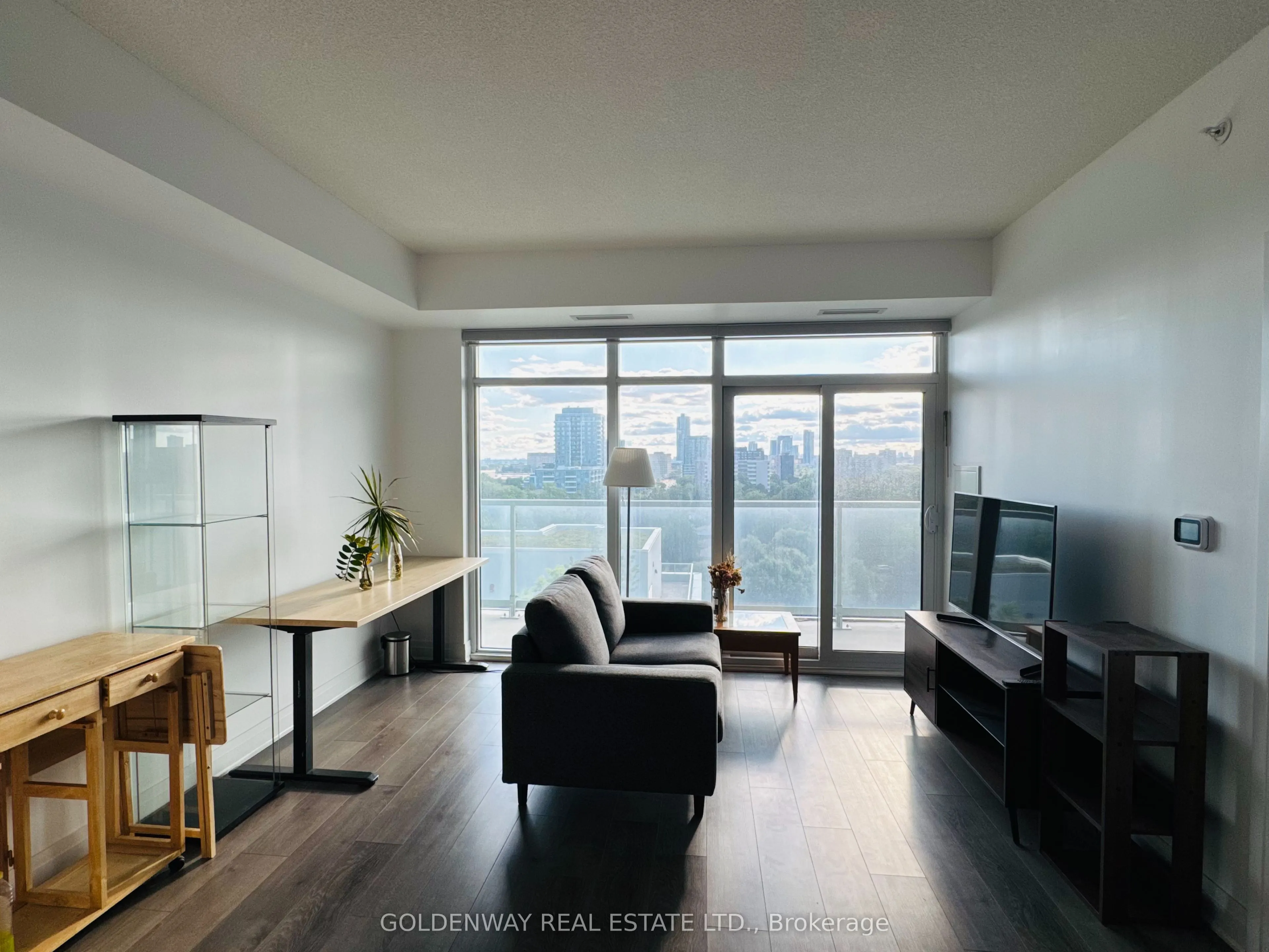 3220 Sheppard Avenue E, #901