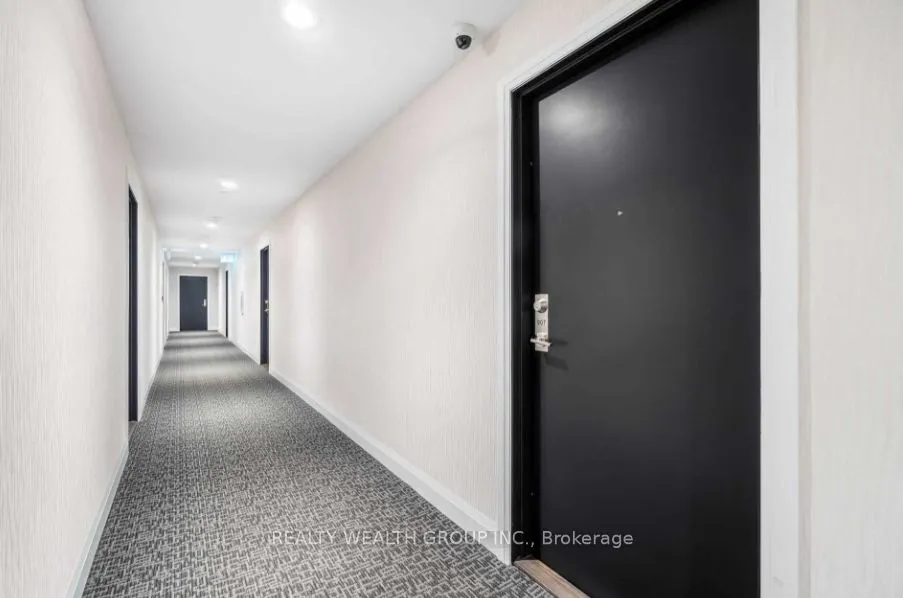 2150 Lawrence Avenue E, #907