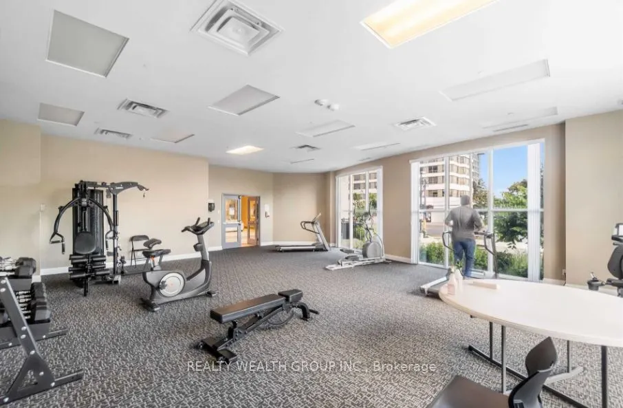 2150 Lawrence Avenue E, #907