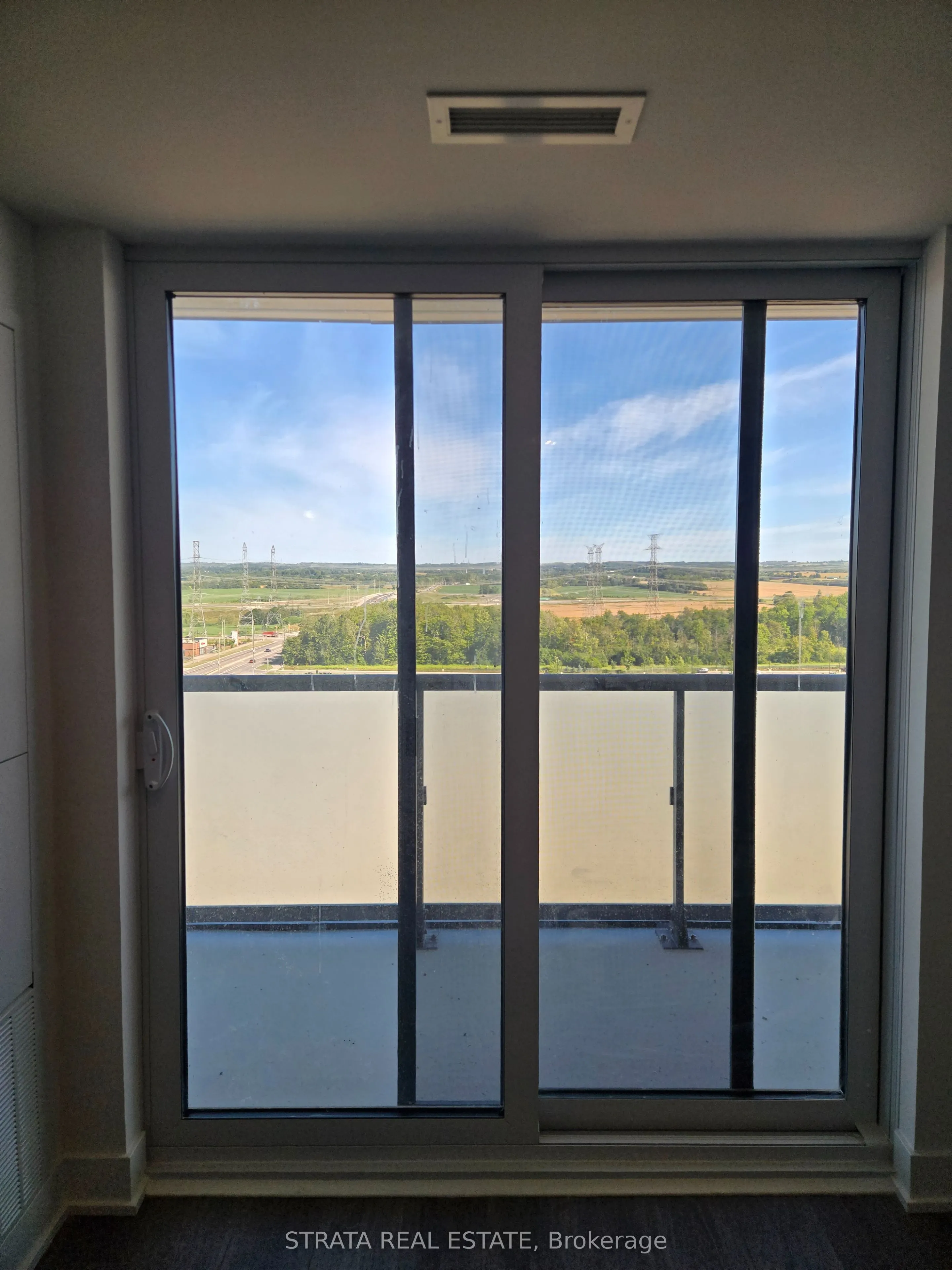 2425 Simcoe Street N, #1633