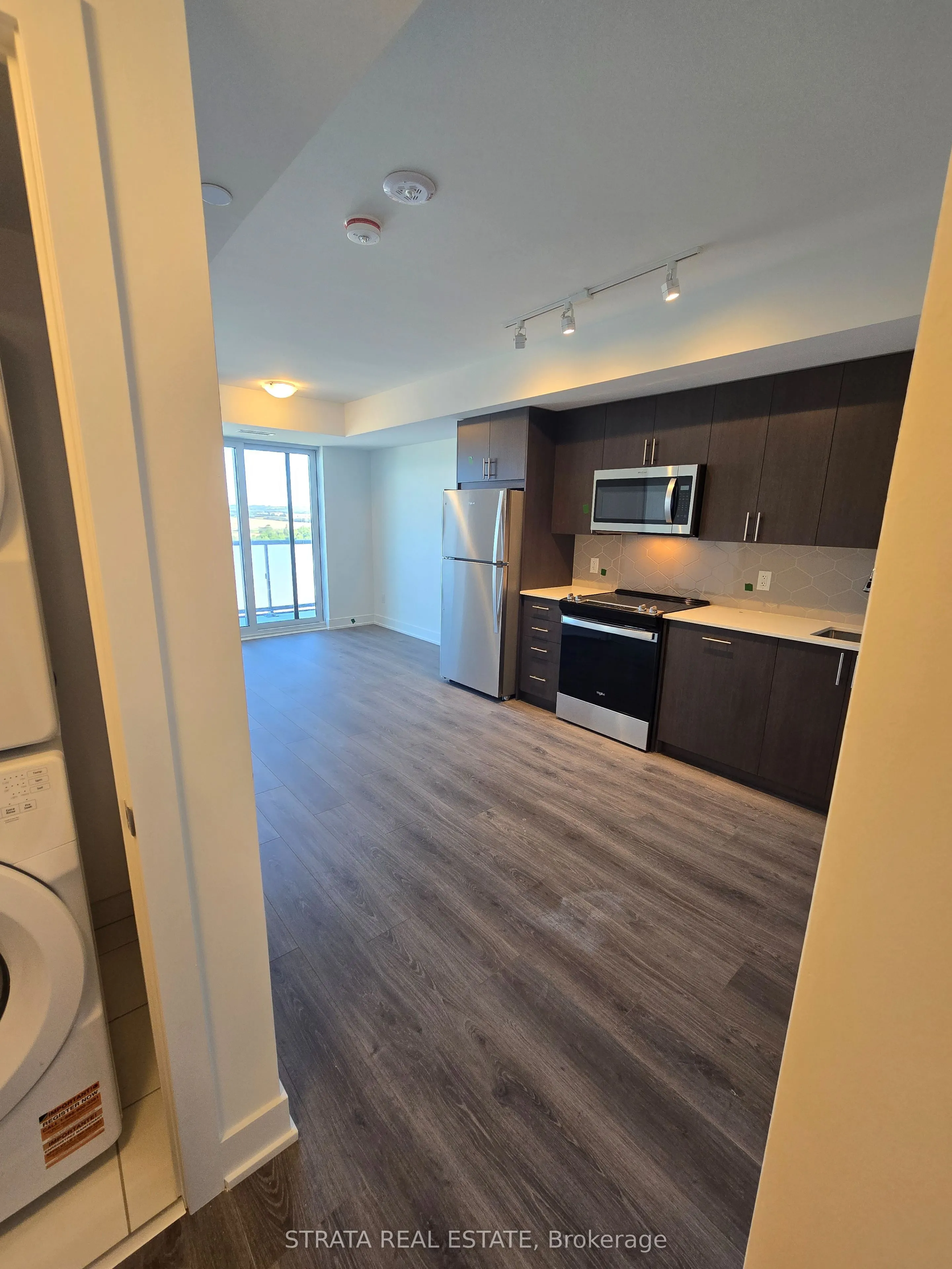 2425 Simcoe Street N, #1633