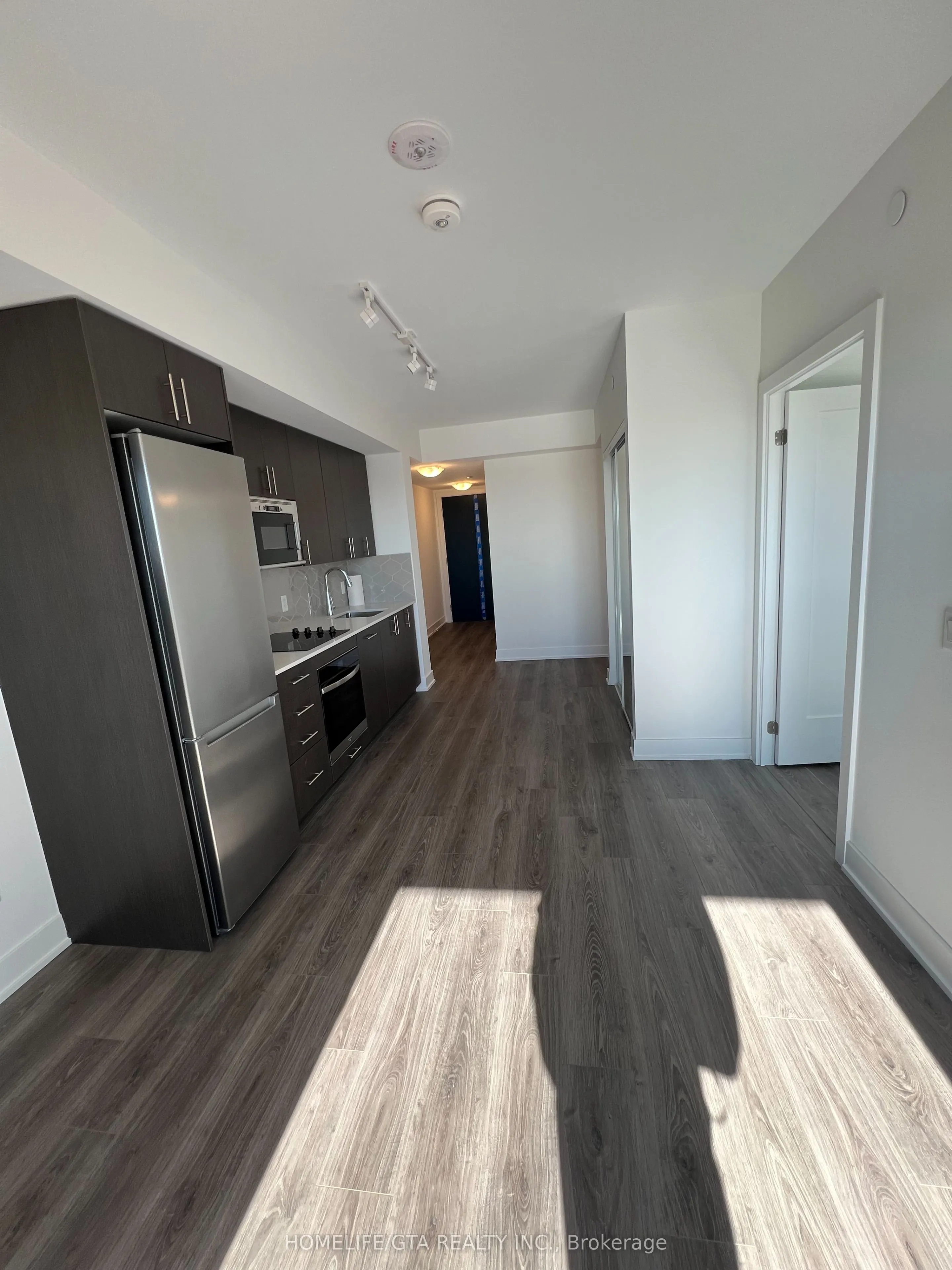 2545 Simcoe Street N, #540