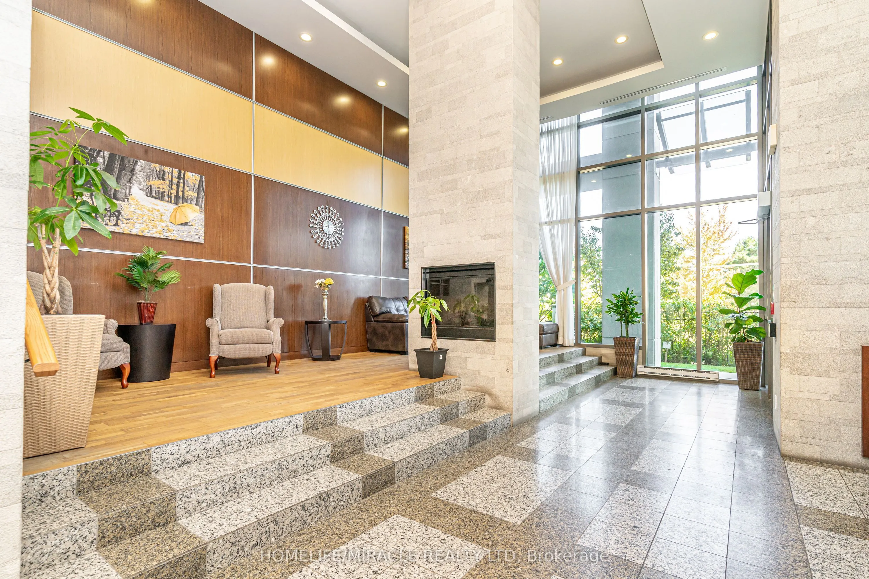 88 Grangeway Avenue, #309