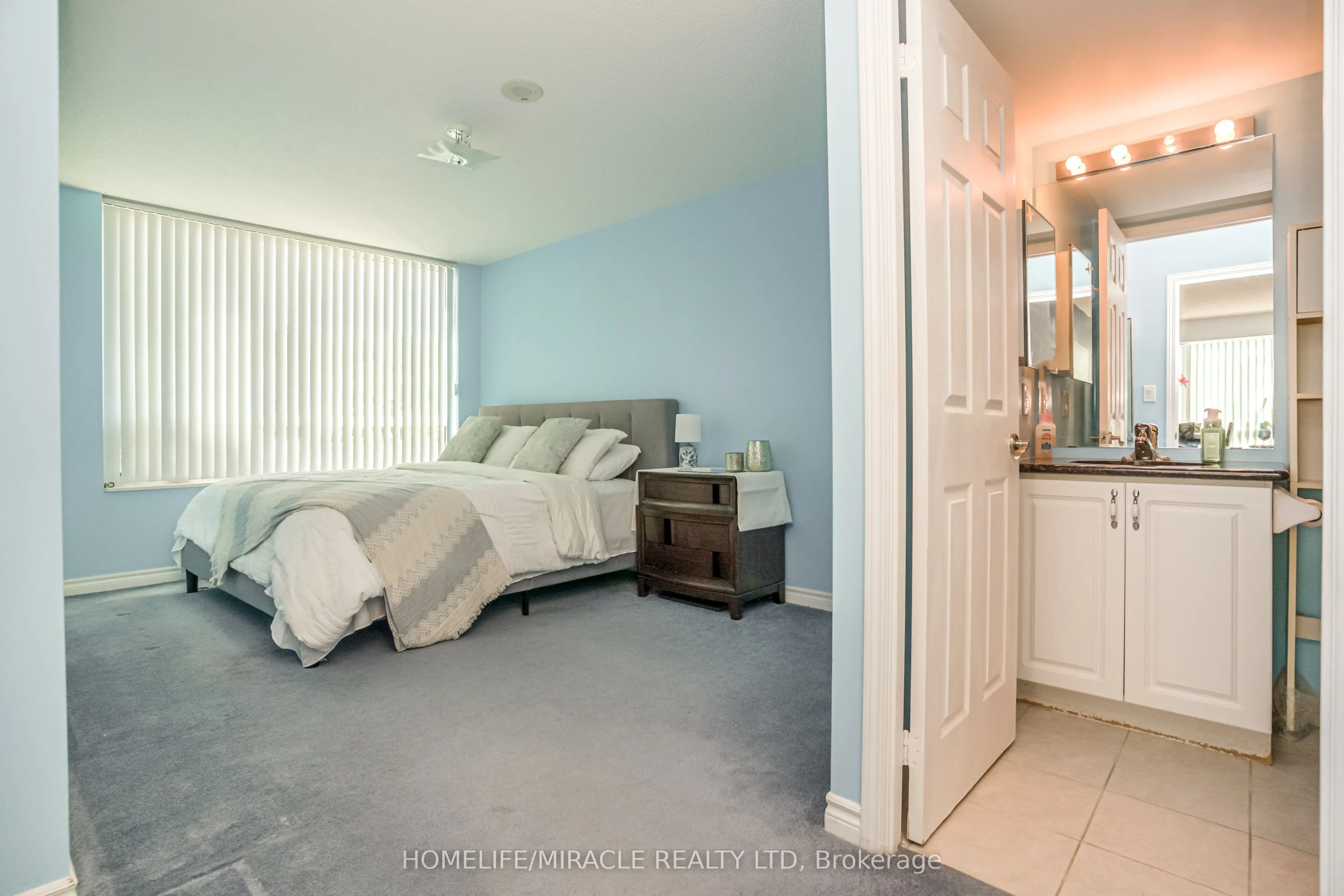 88 Grangeway Avenue, #309