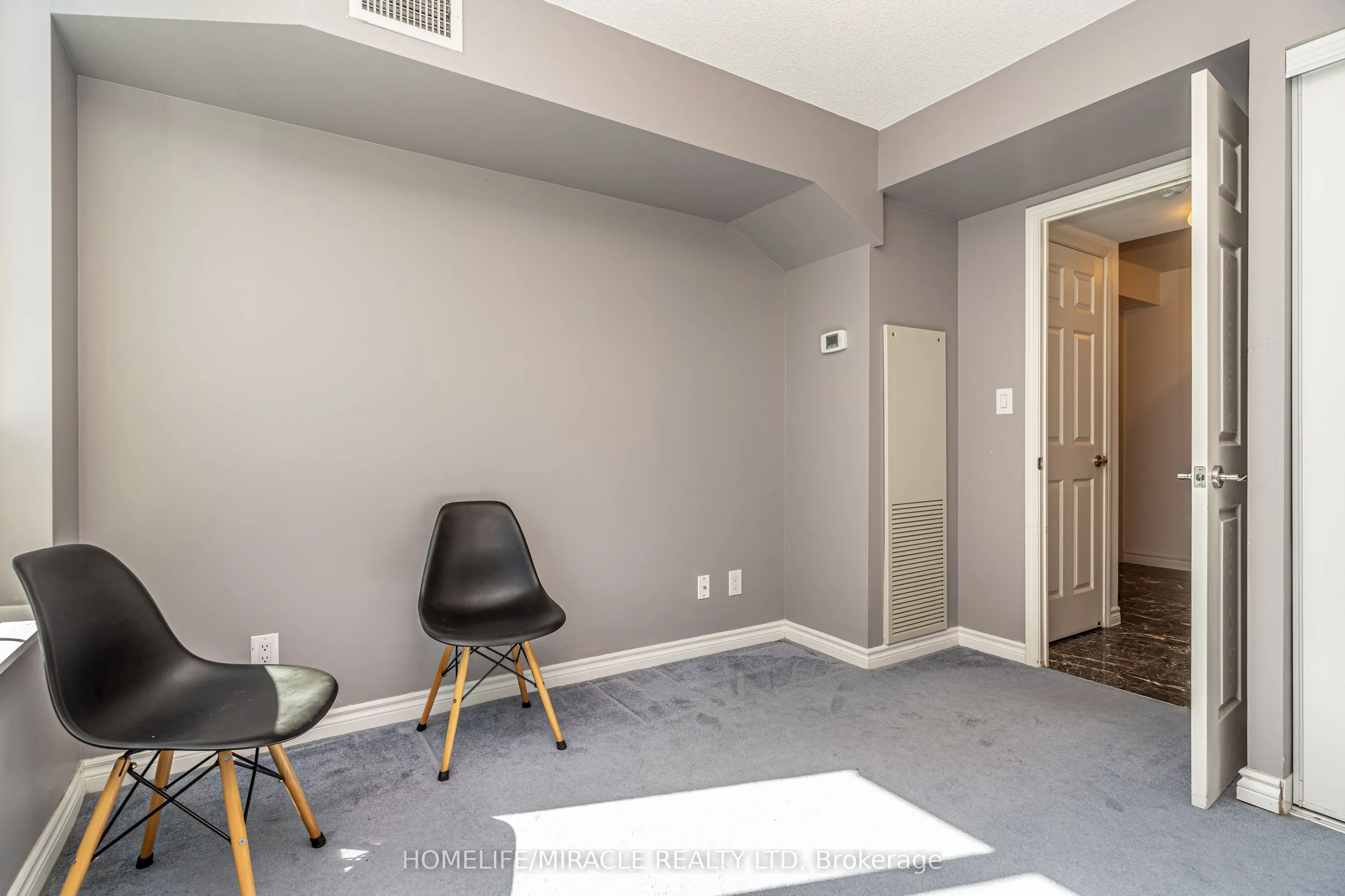 88 Grangeway Avenue, #309