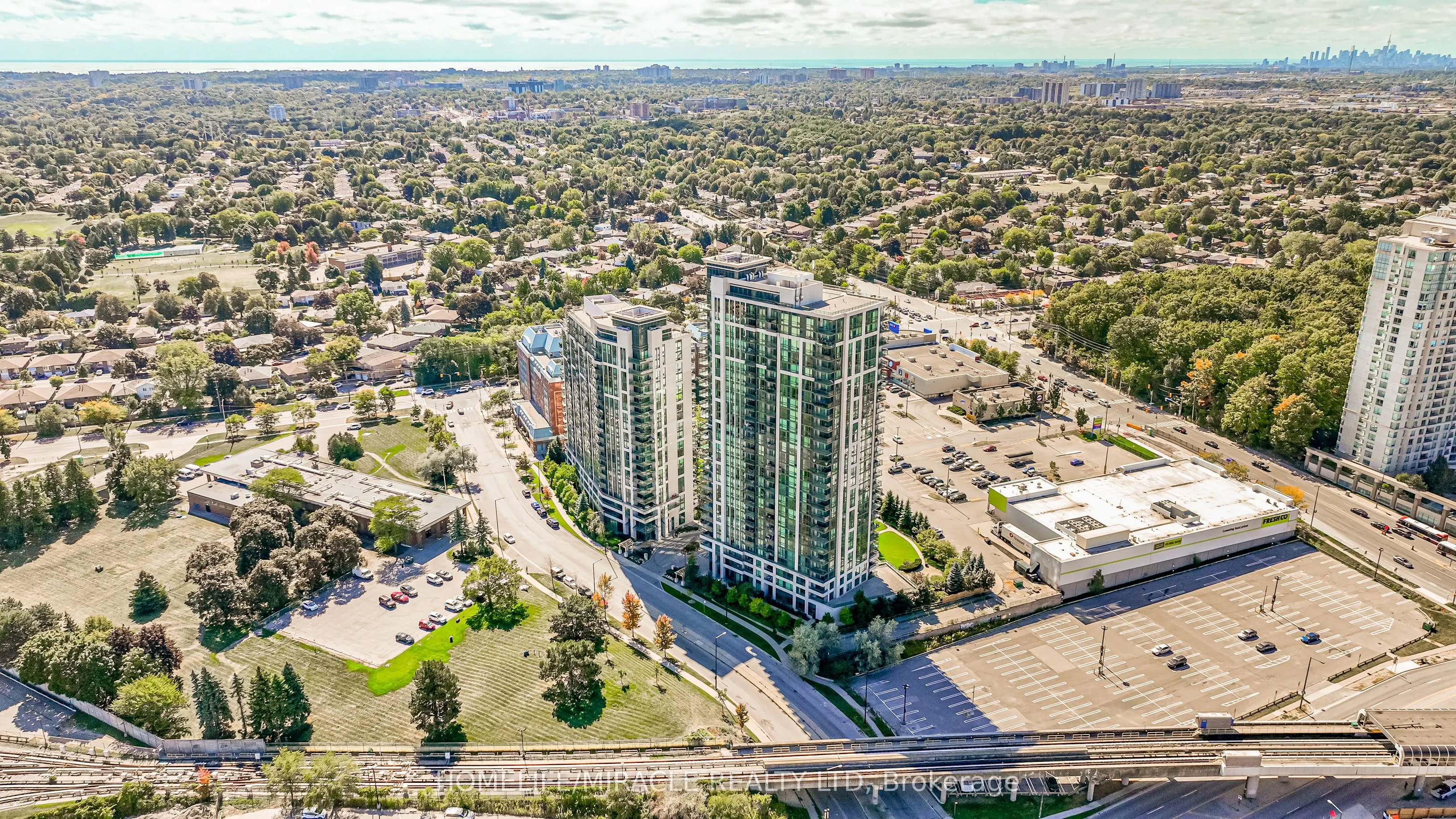 88 Grangeway Avenue, #309