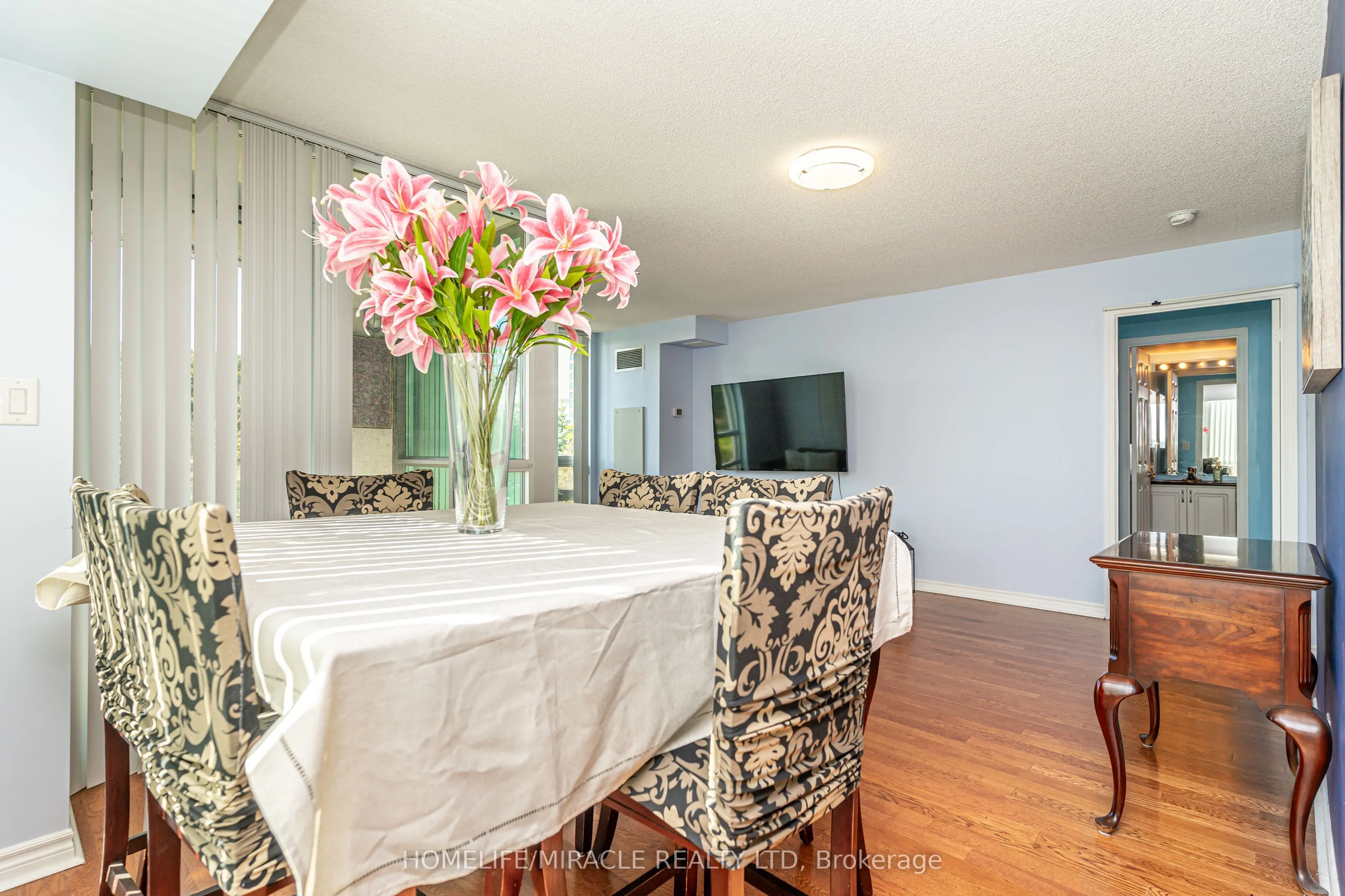 88 Grangeway Avenue, #309