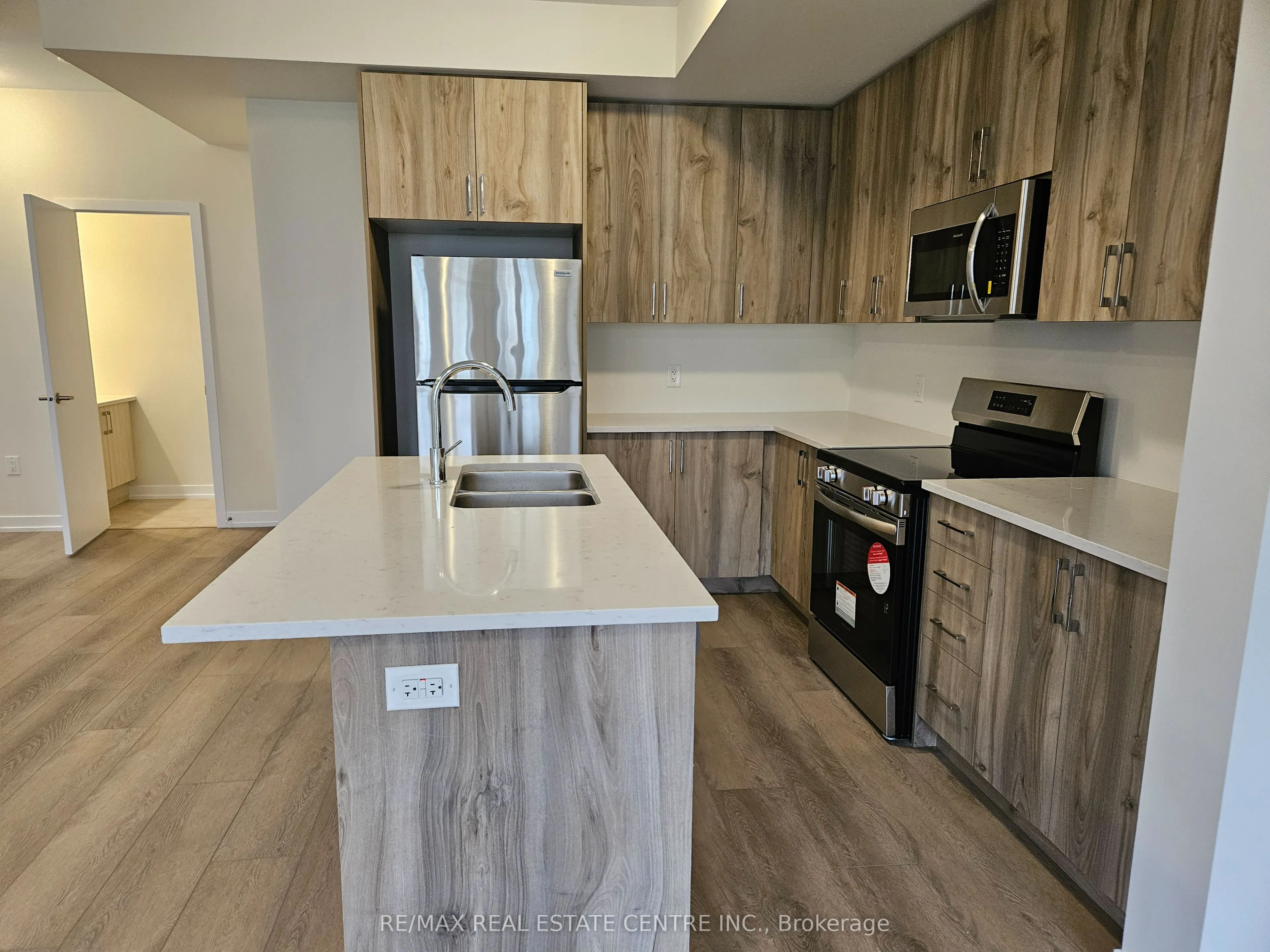 22 Ziibi Way, #Upper