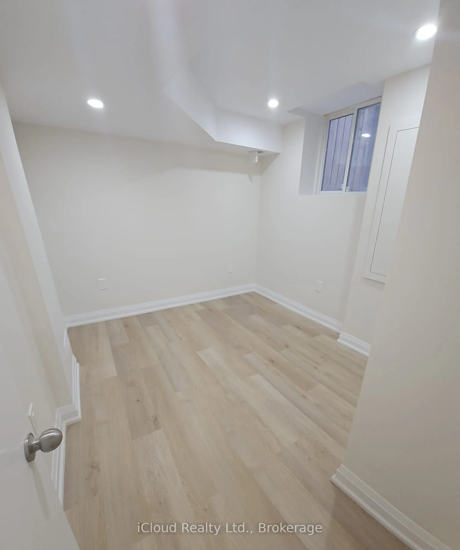 1142 Skyridge Blvd Boulevard