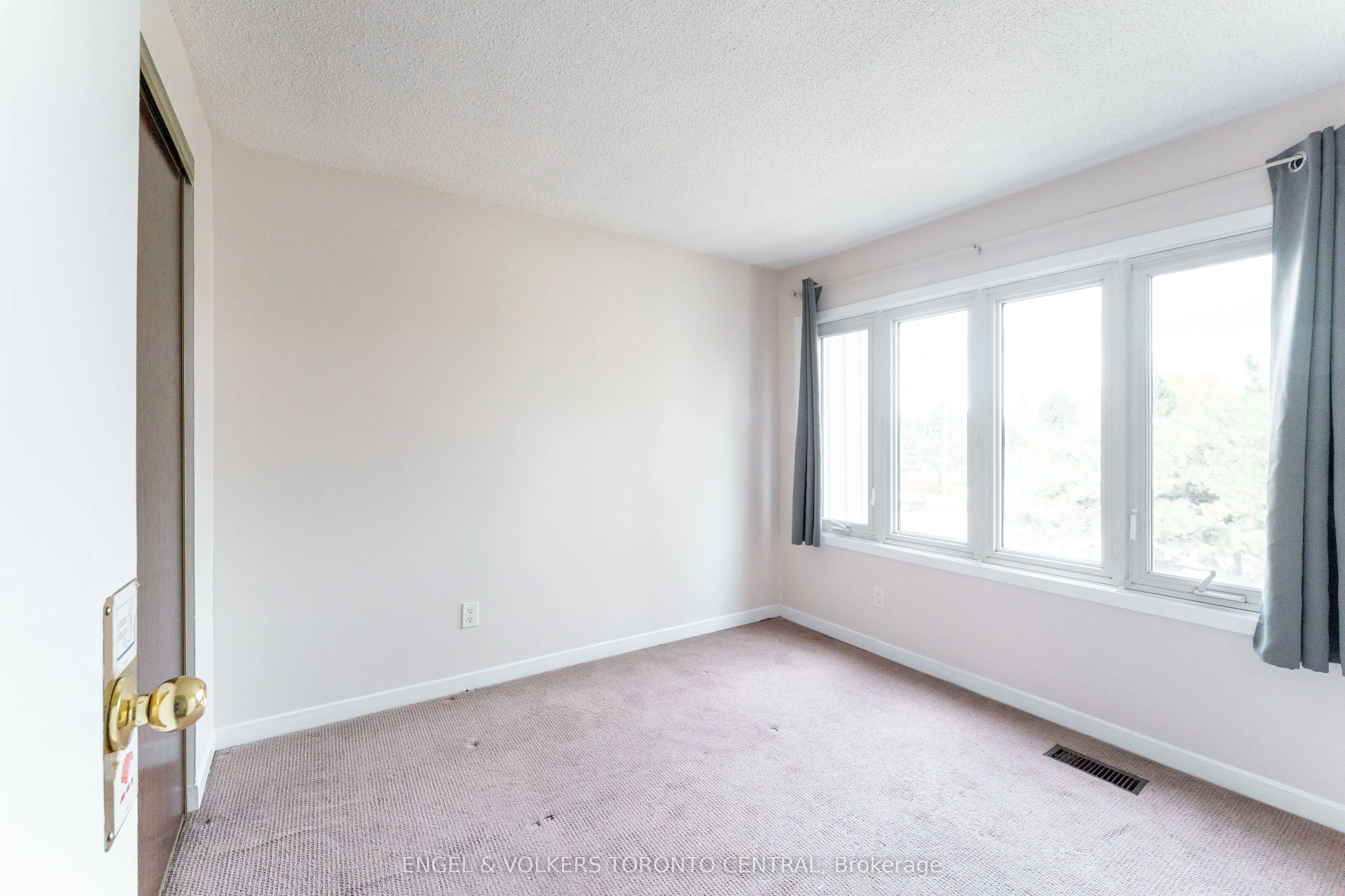 15 Guildwood Parkway, #51