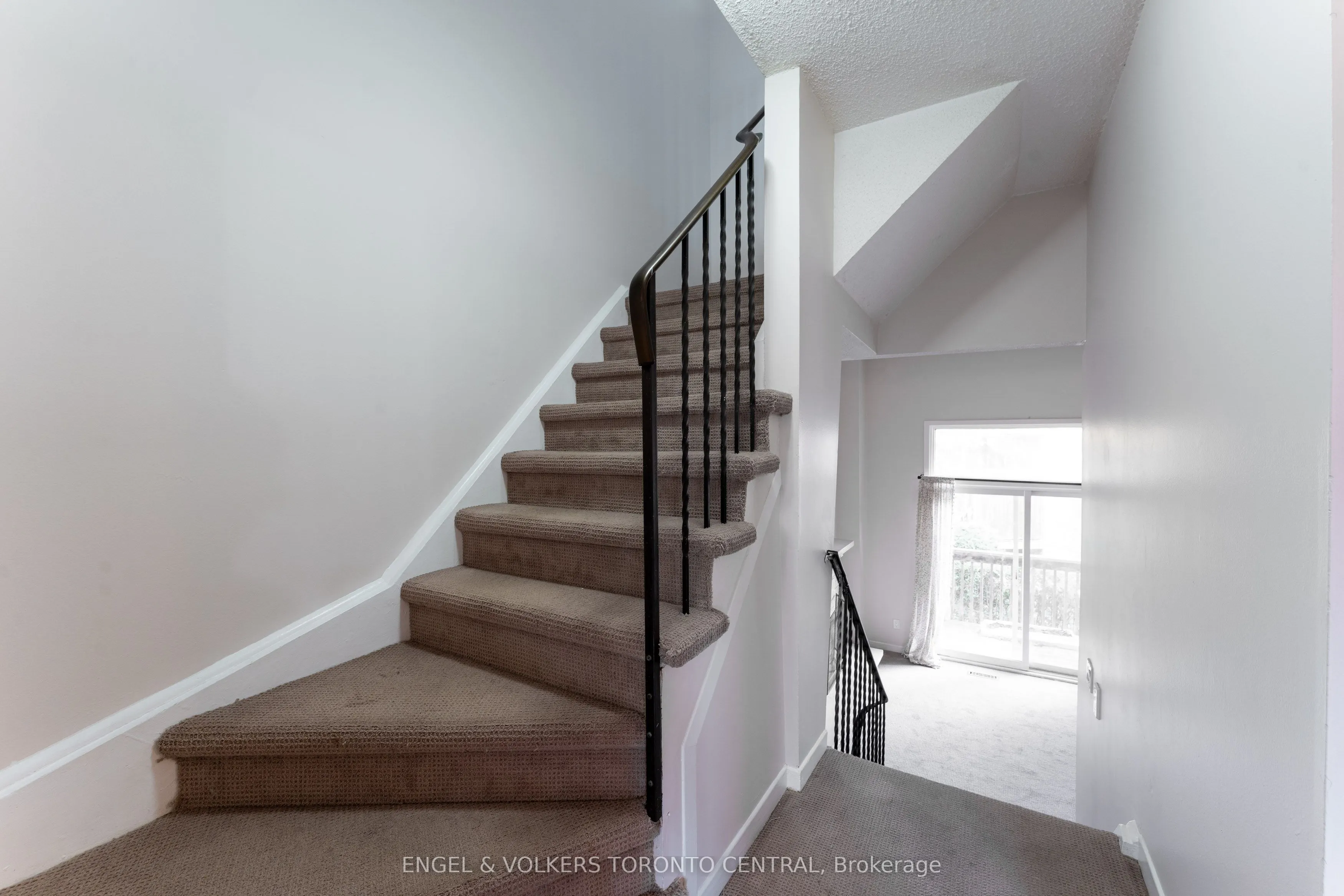 15 Guildwood Parkway, #51