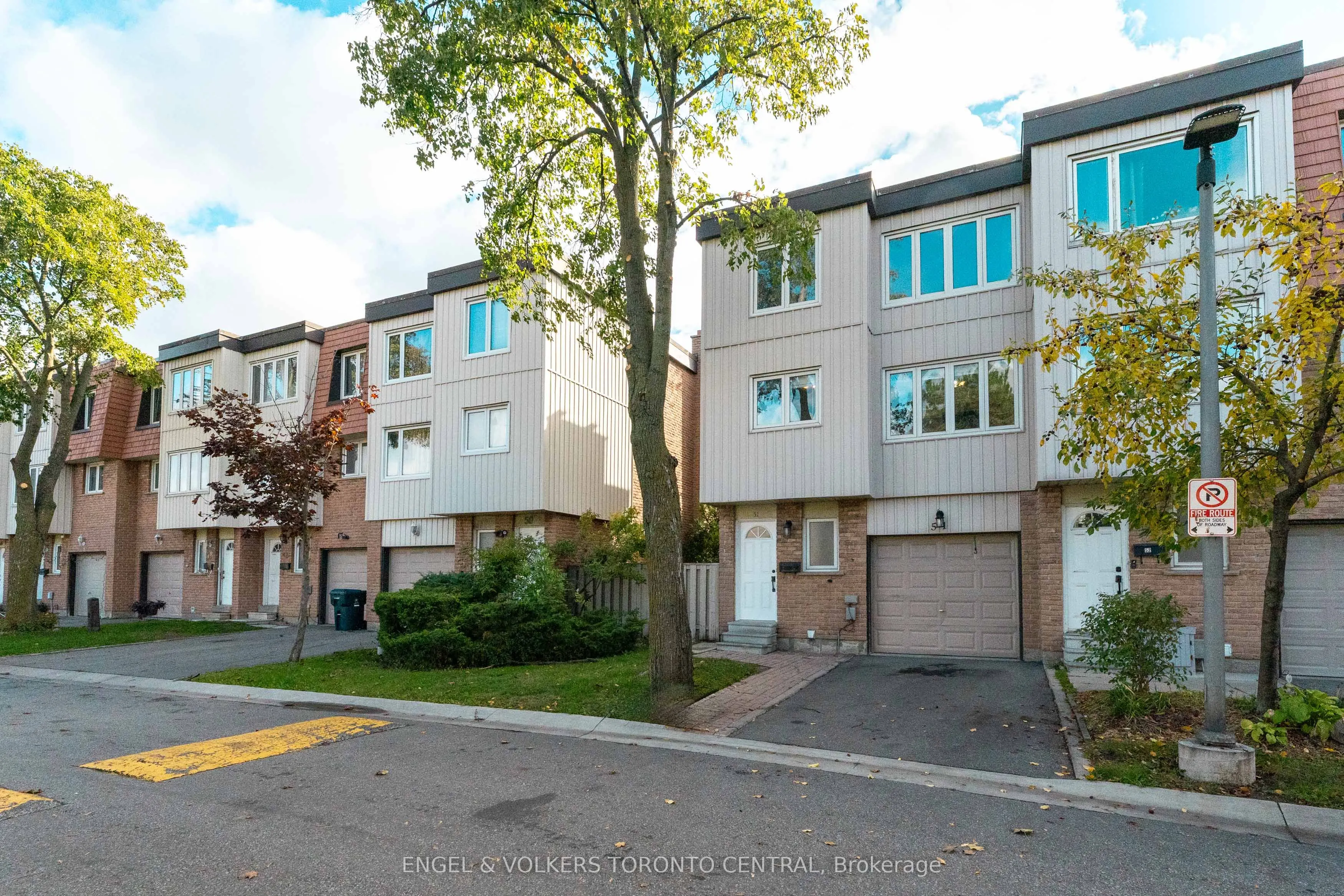 15 Guildwood Parkway, #51