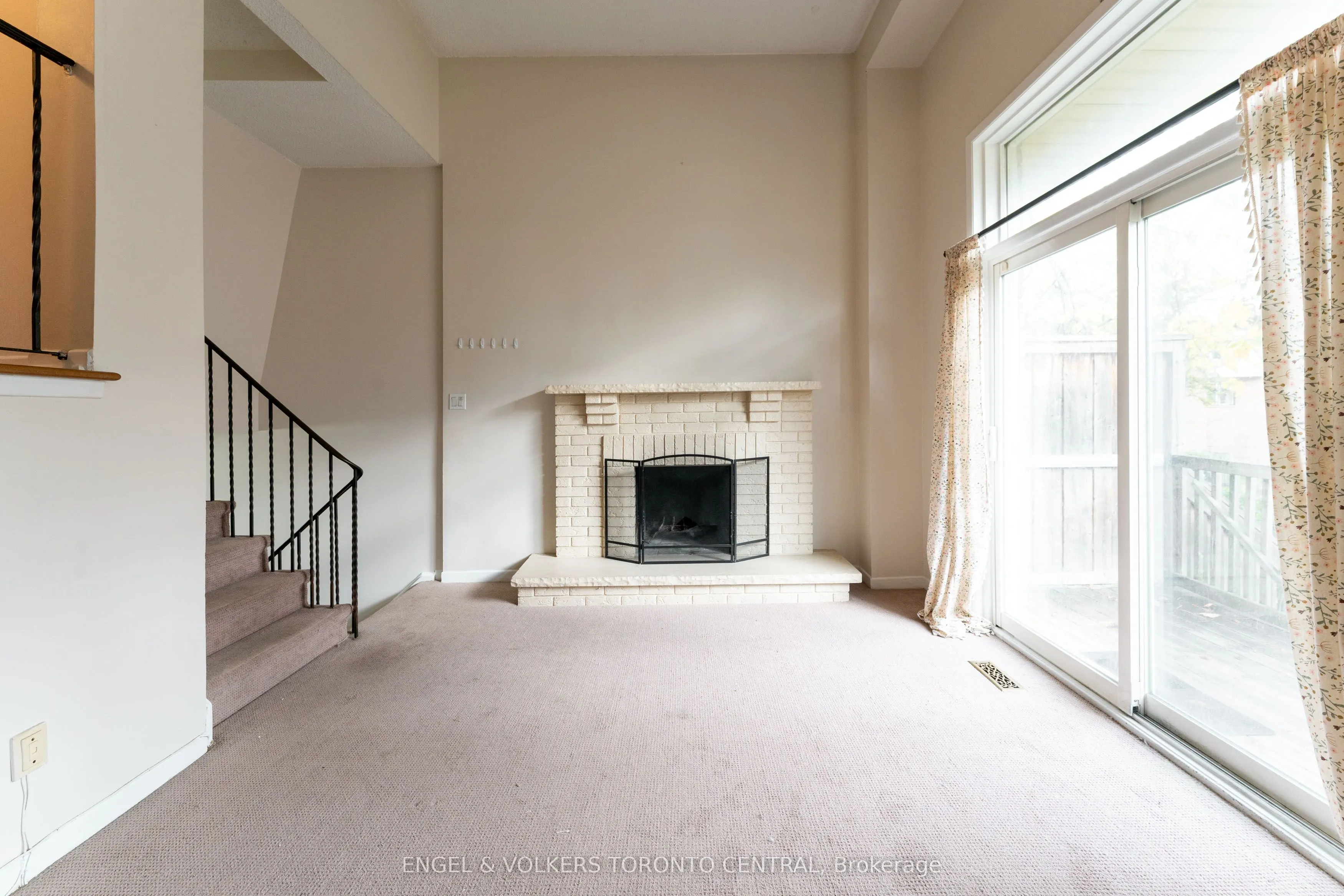 15 Guildwood Parkway, #51