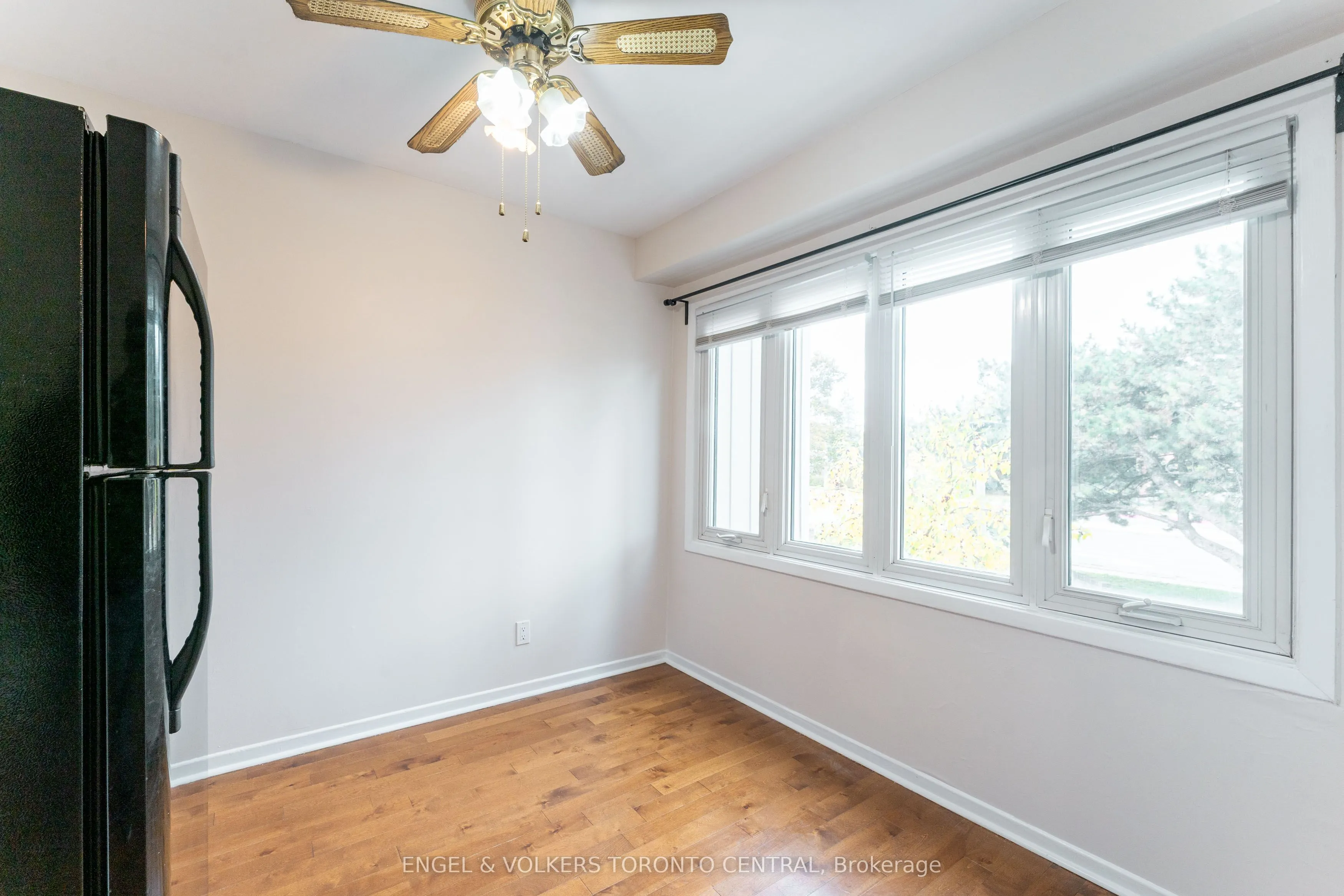 15 Guildwood Parkway, #51