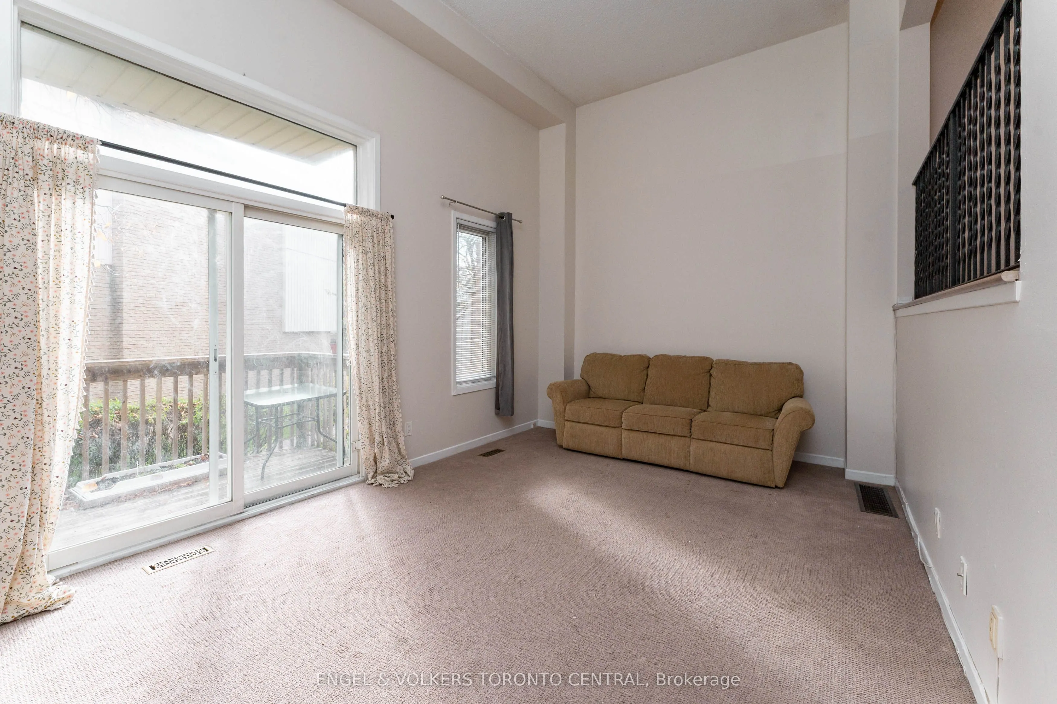 15 Guildwood Parkway, #51