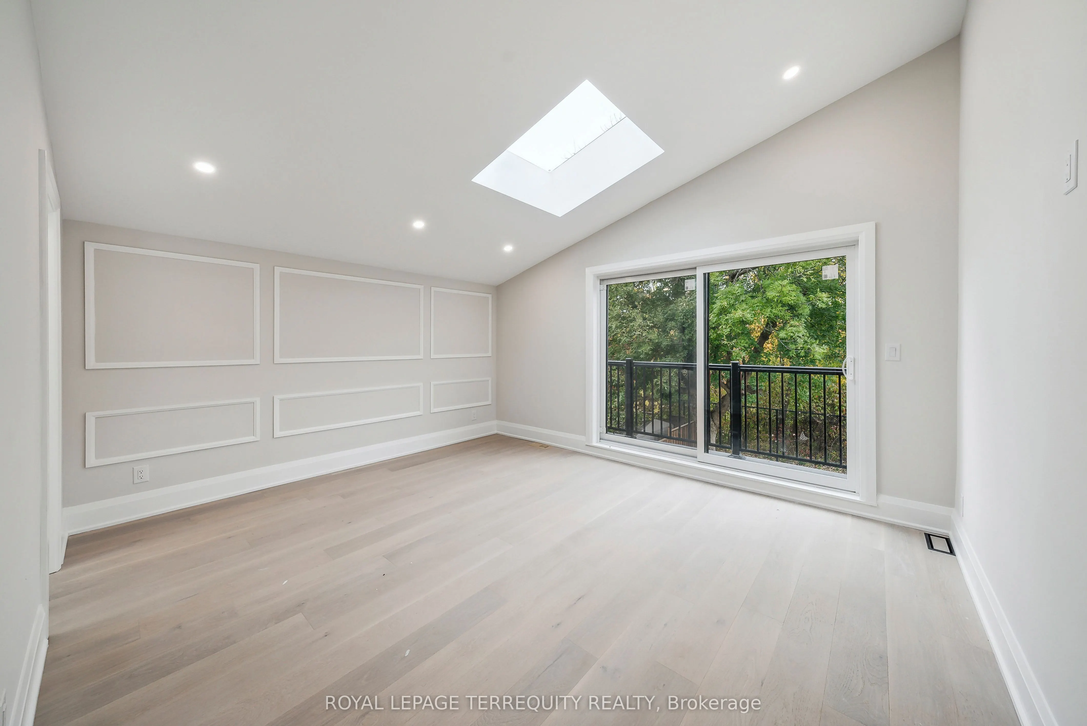 10 Mack Avenue, #Main floor