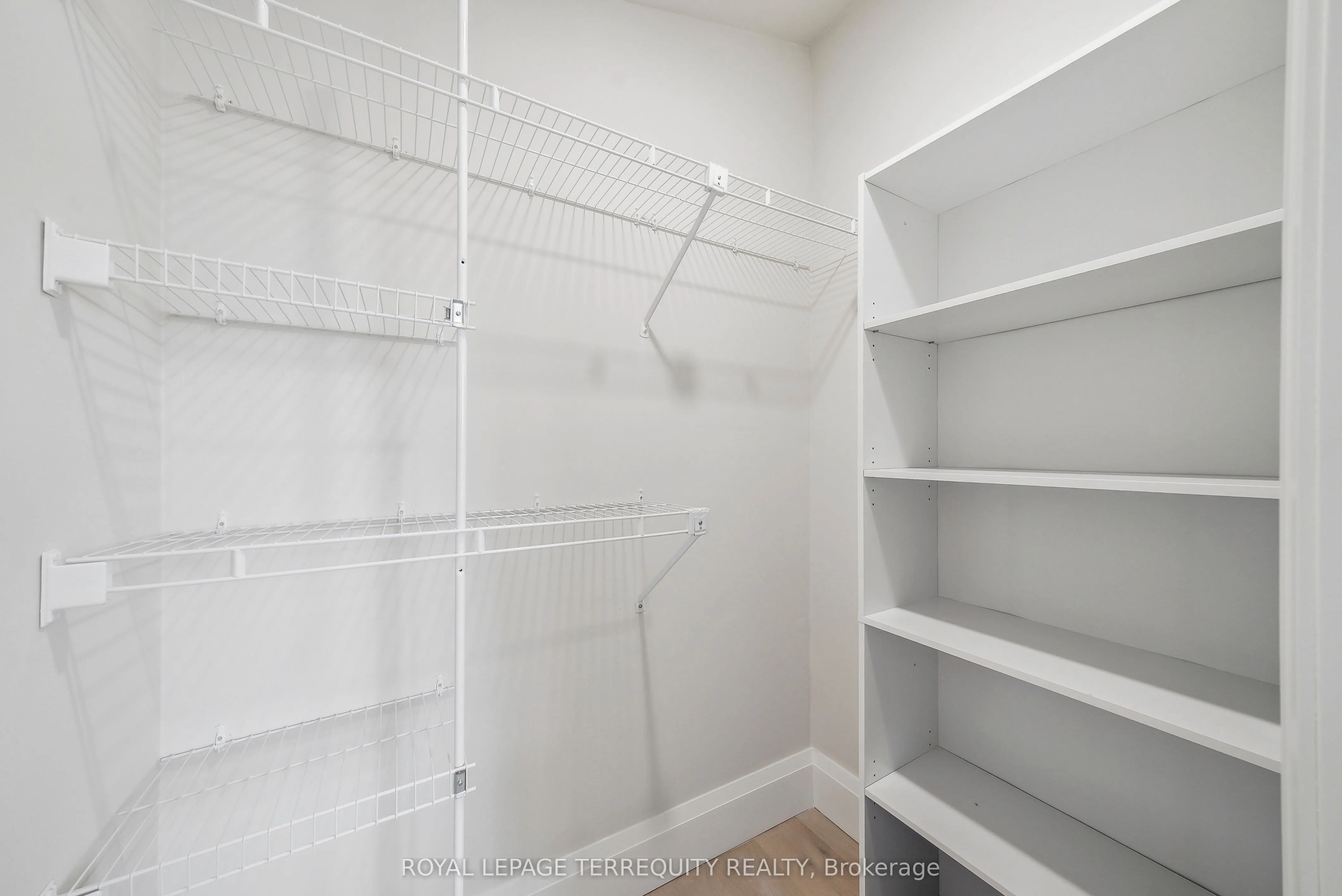 10 Mack Avenue, #Main floor