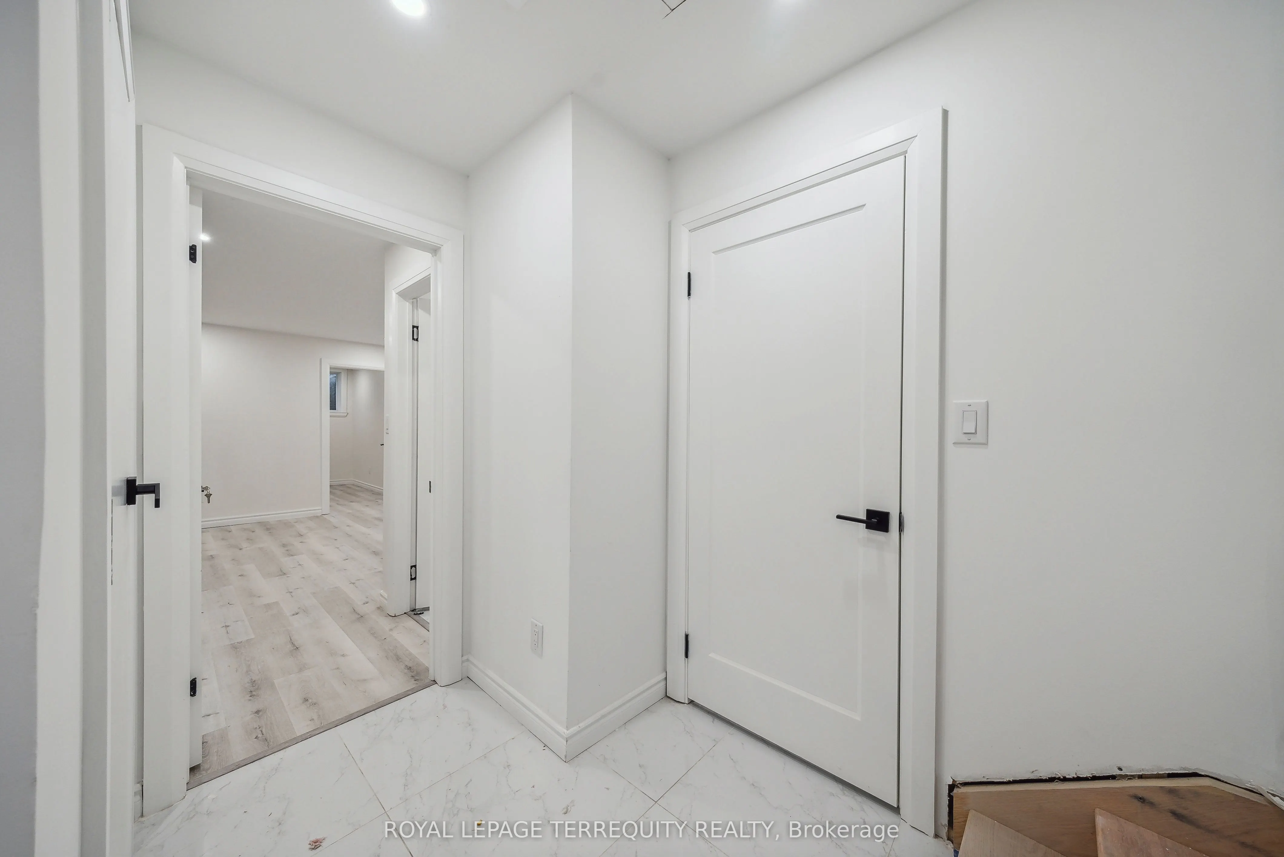 10 Mack Avenue, #Main floor