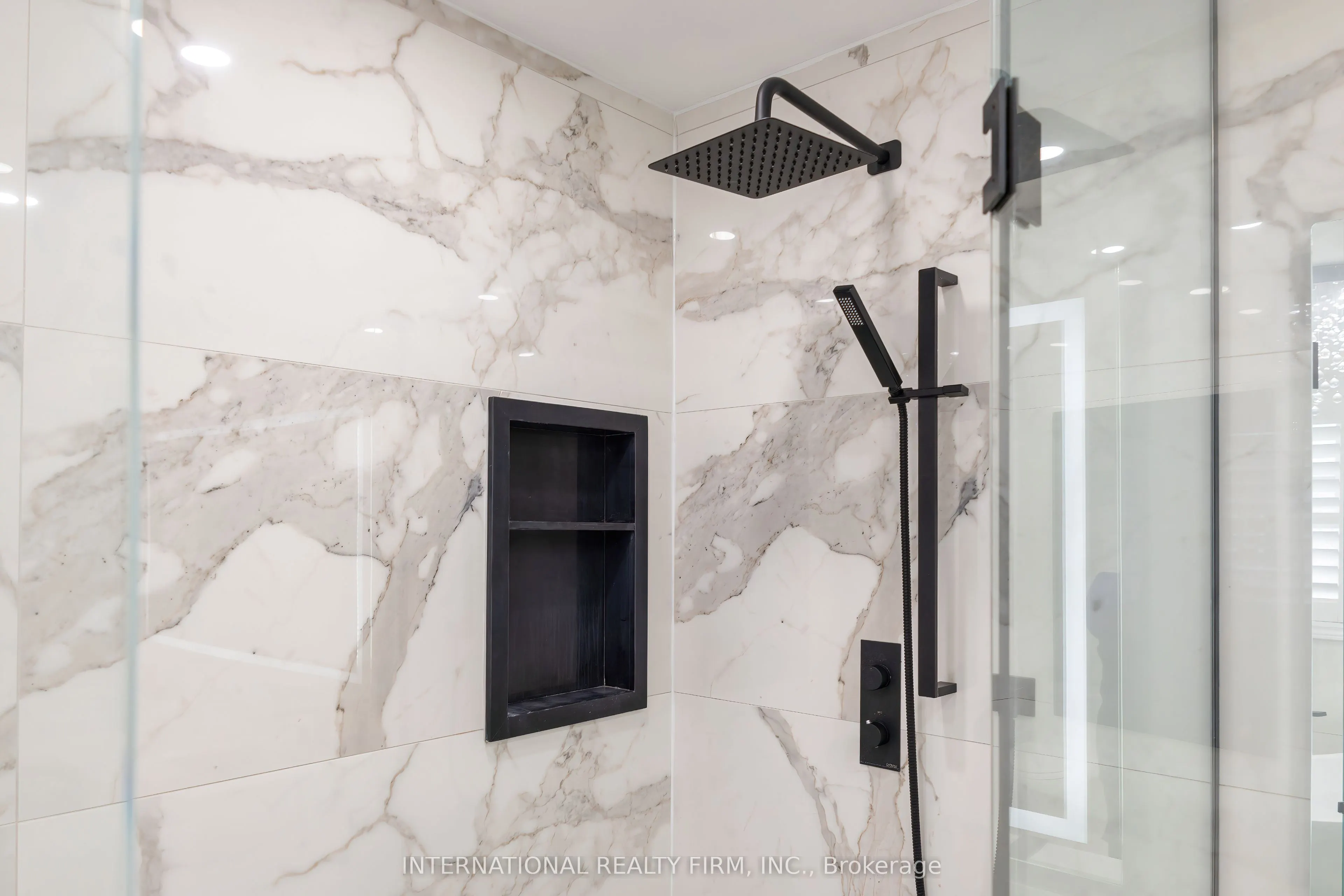 1616 Glenbourne Drive