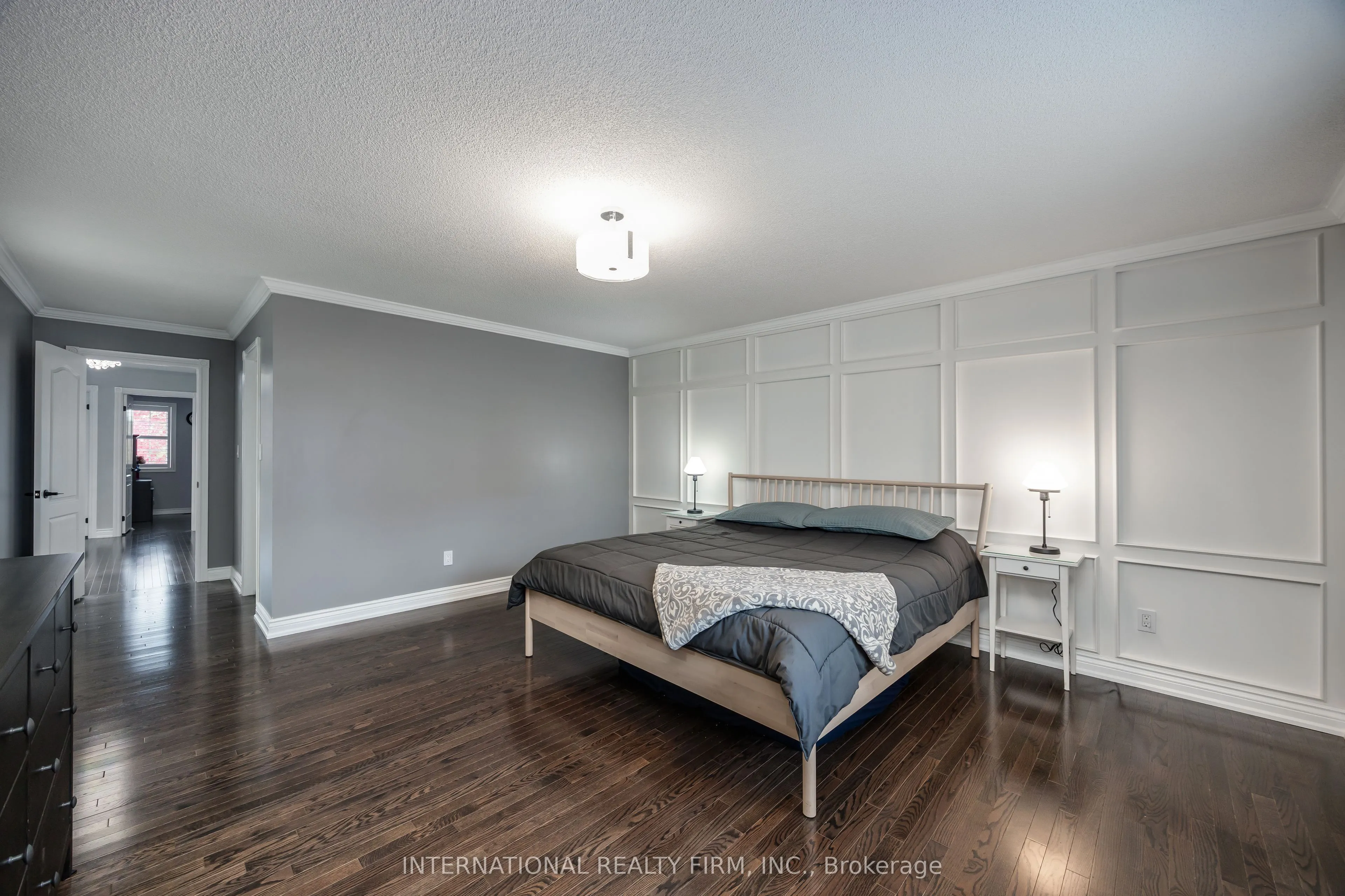 1616 Glenbourne Drive