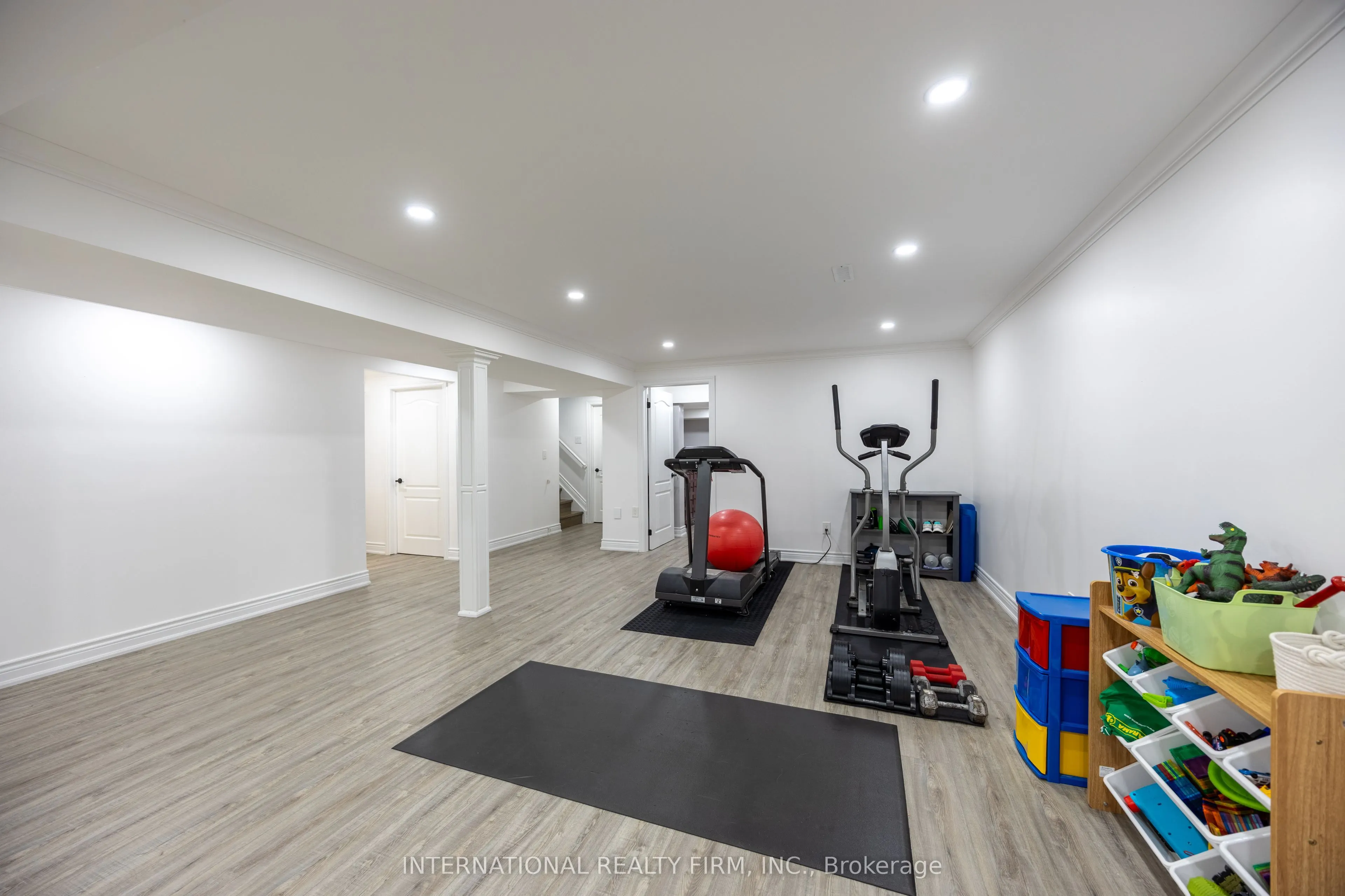 1616 Glenbourne Drive