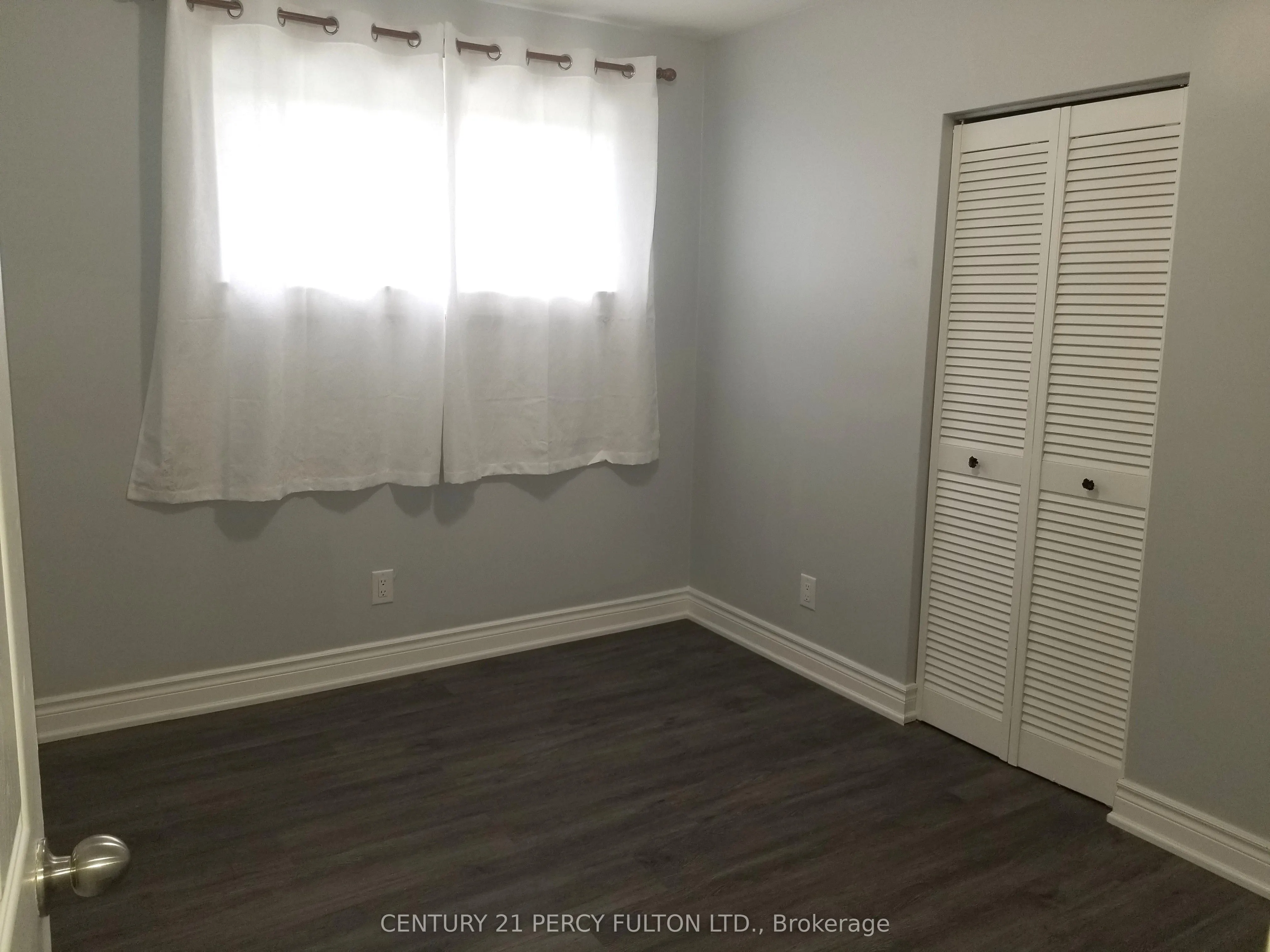 1033 Centre Street N