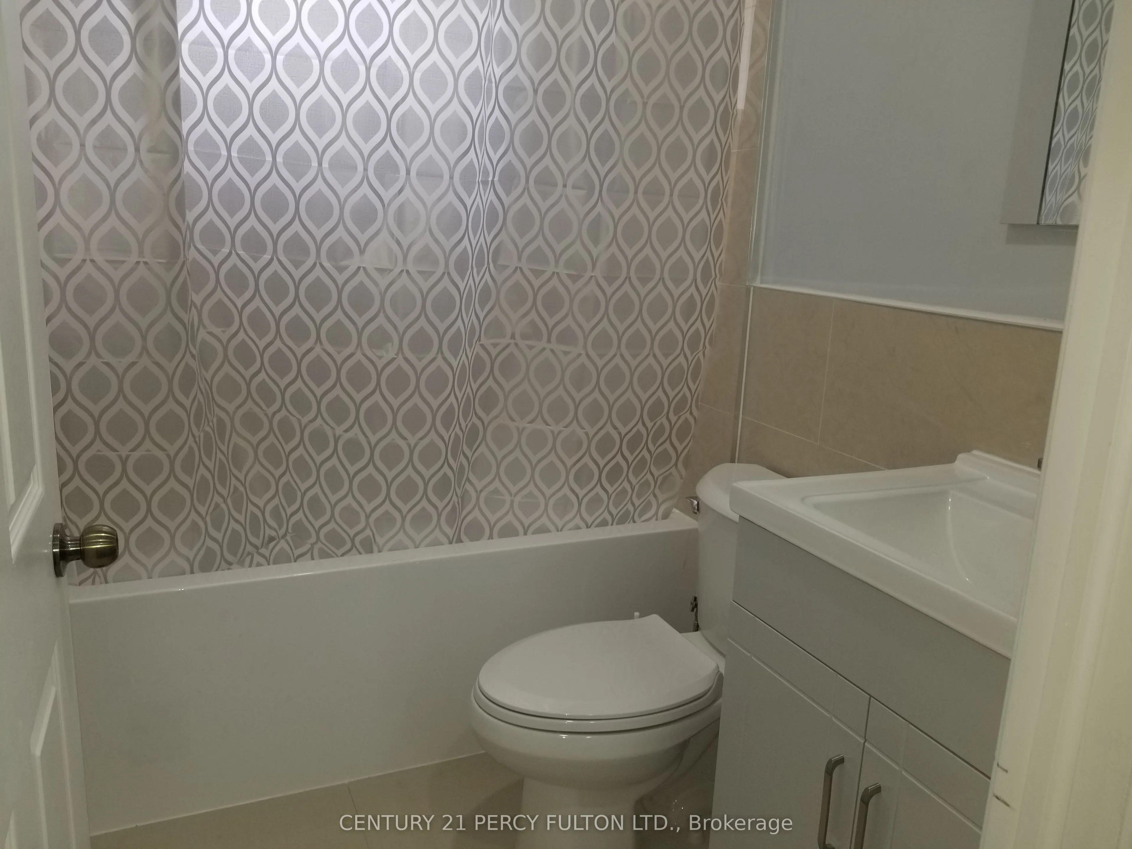 1033 Centre Street N