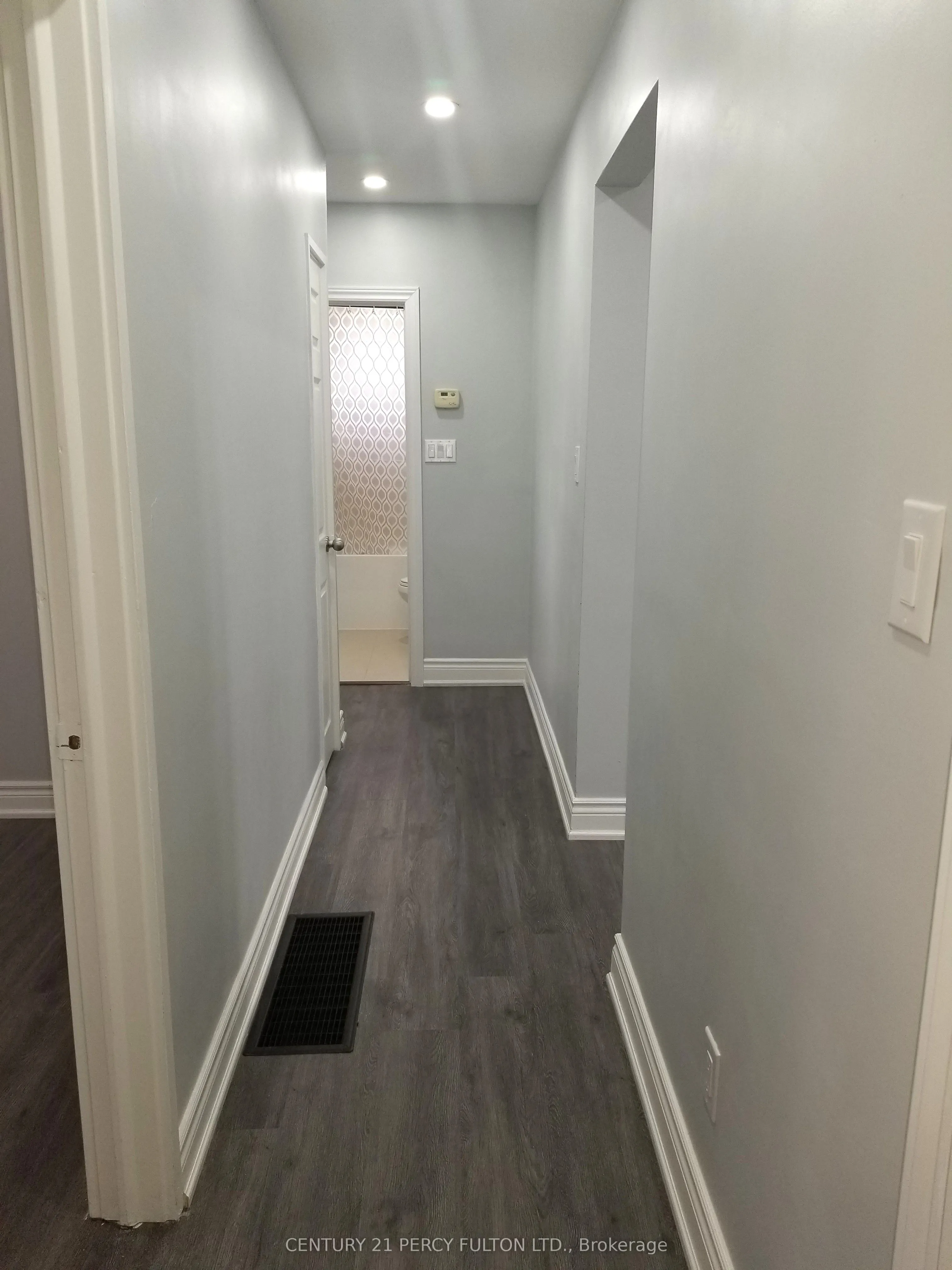 1033 Centre Street N