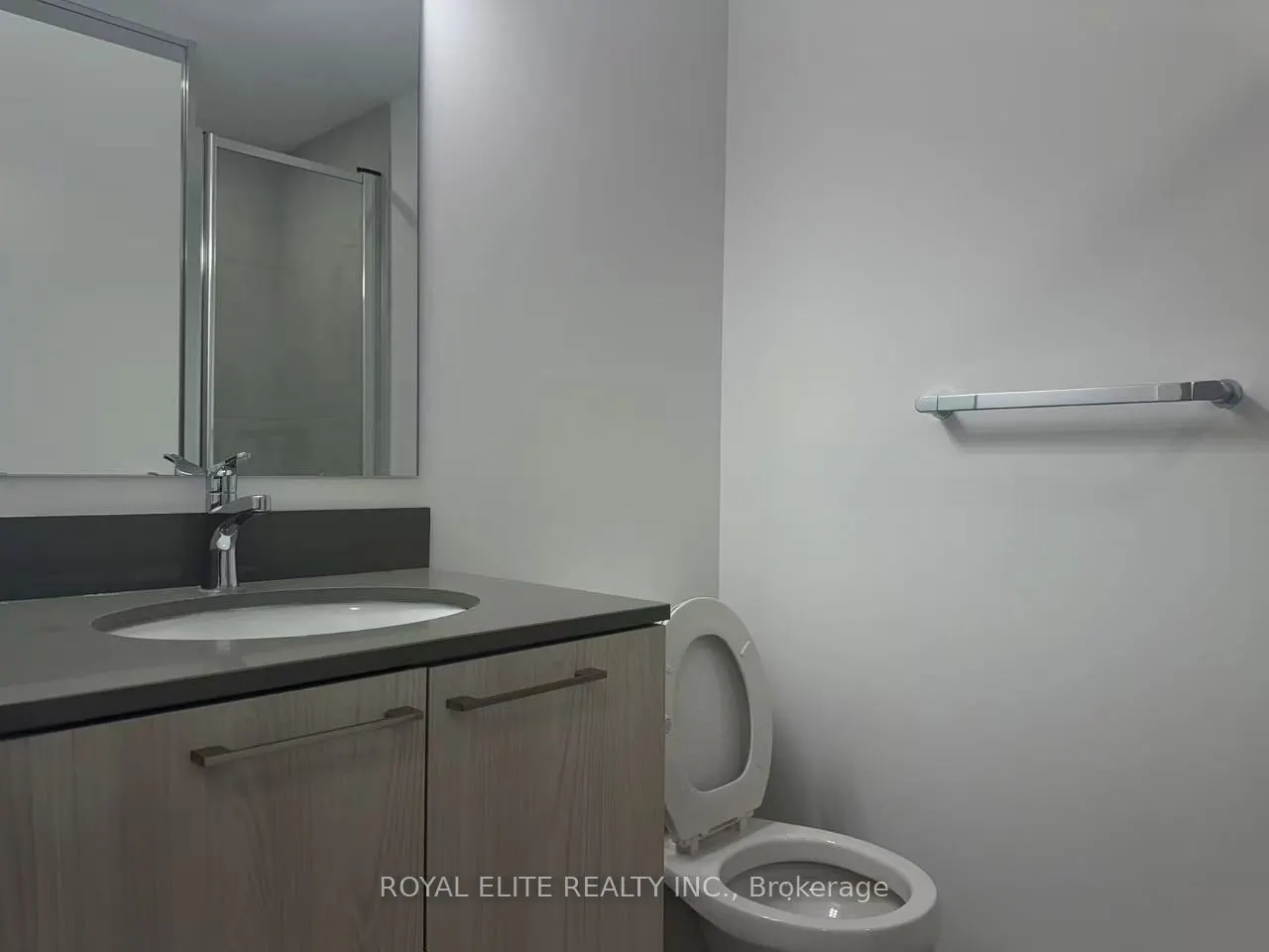 7439 Kingston Road, #216