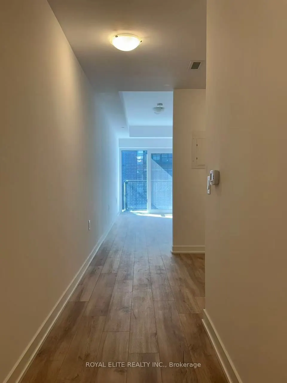 7439 Kingston Road, #216