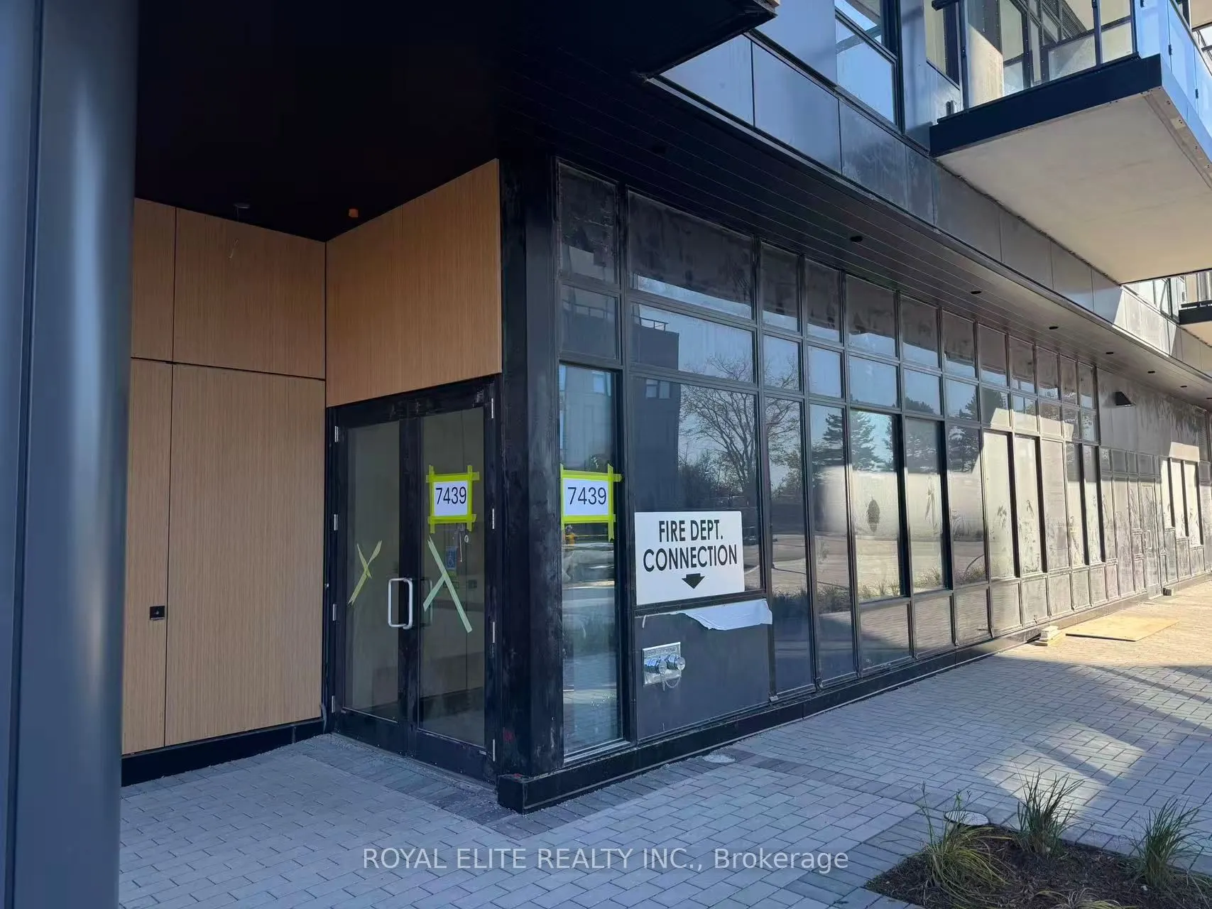 7439 Kingston Road, #216