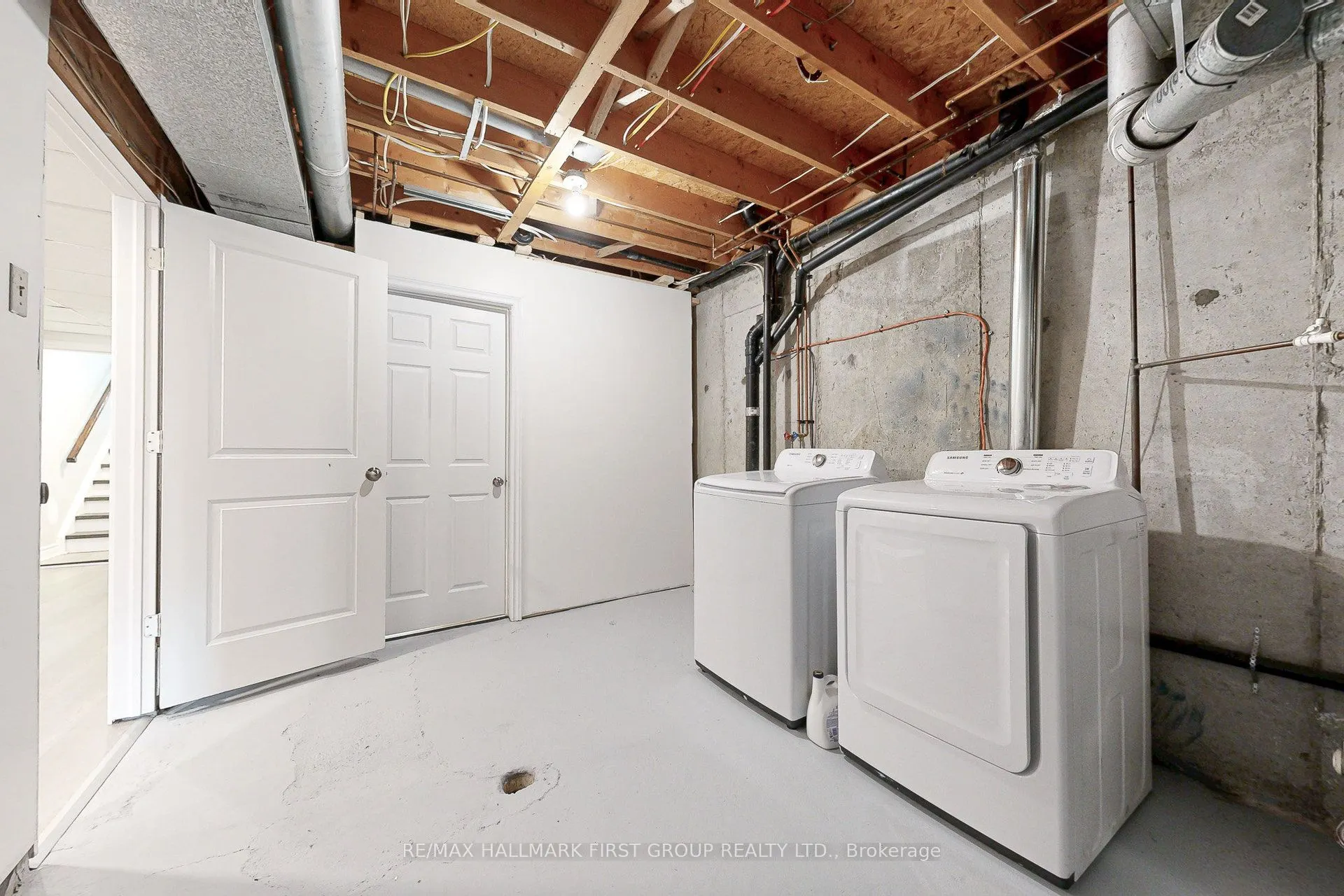 1443 Connery Crescent, #Bsmt