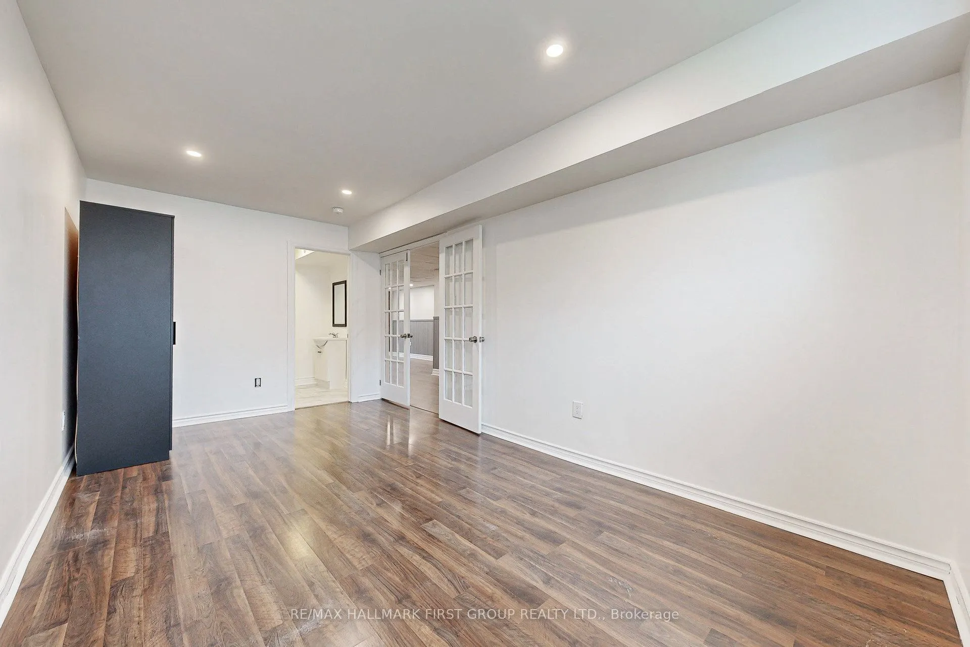 1443 Connery Crescent, #Bsmt