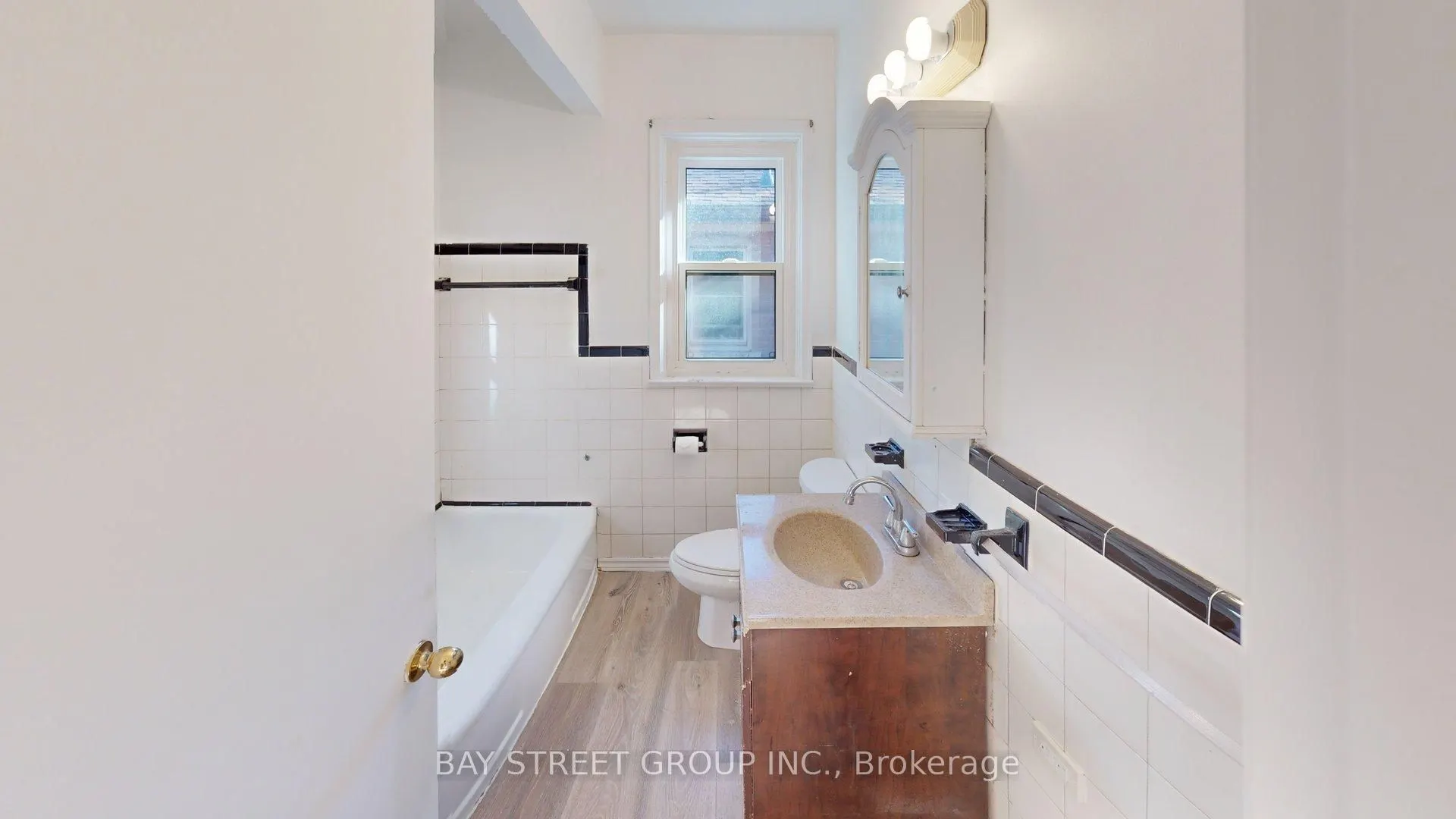 106 Wye Valley Road, #Main