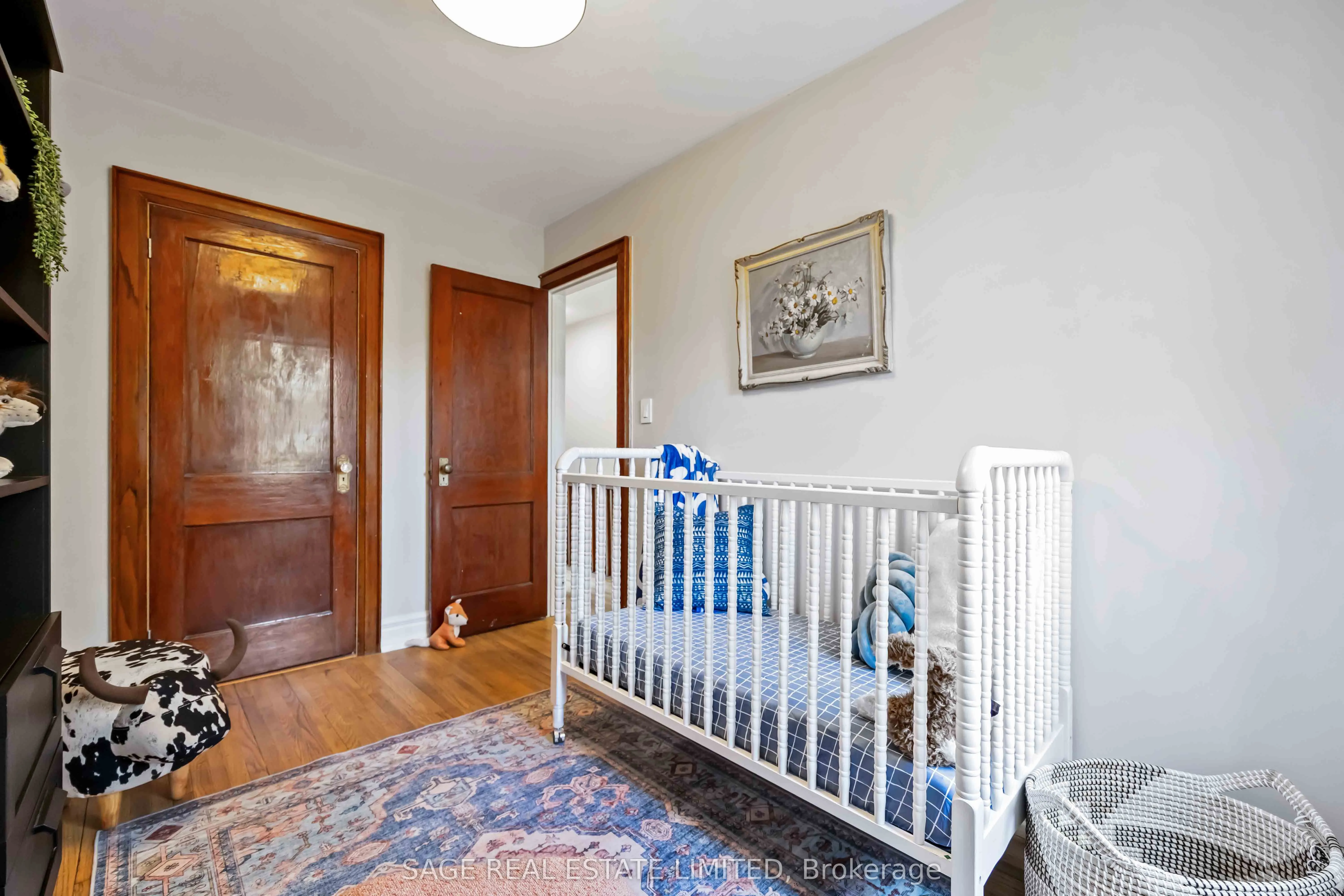 552 Victoria Park Avenue