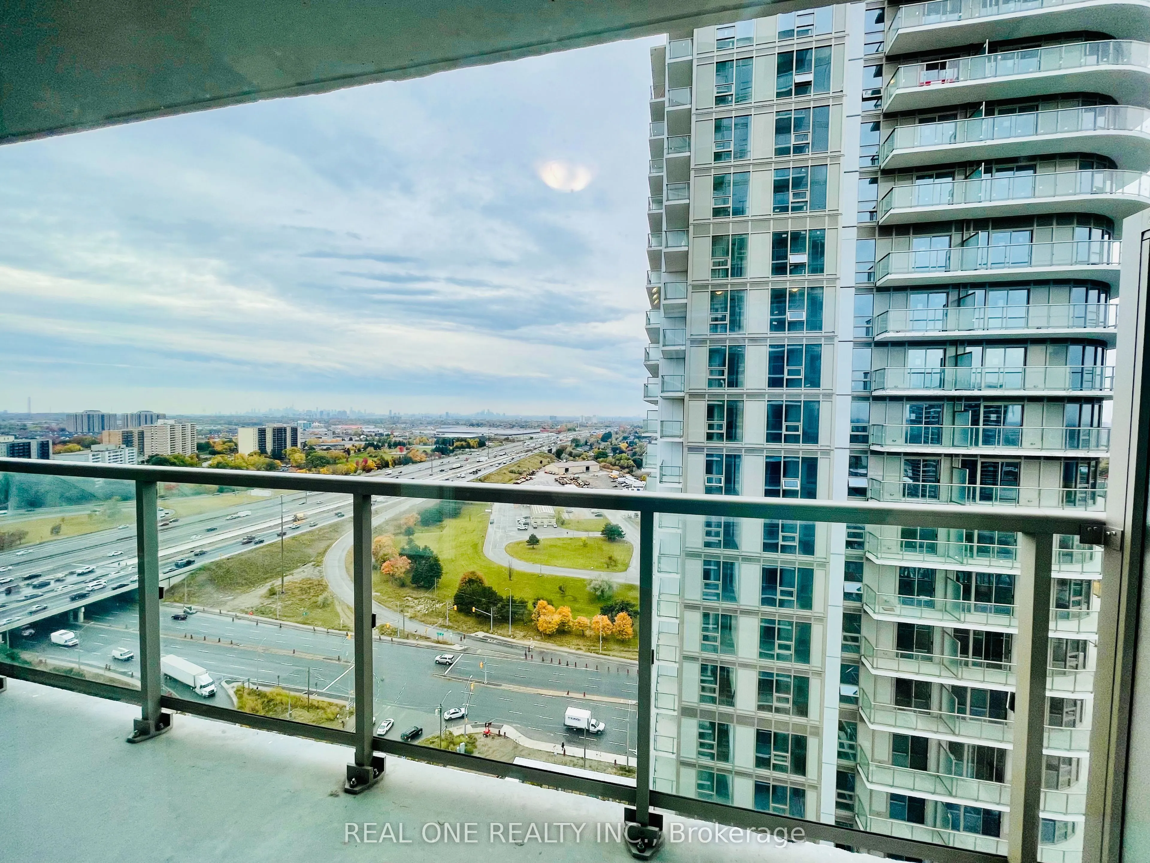 2033 Kennedy Road, #2601