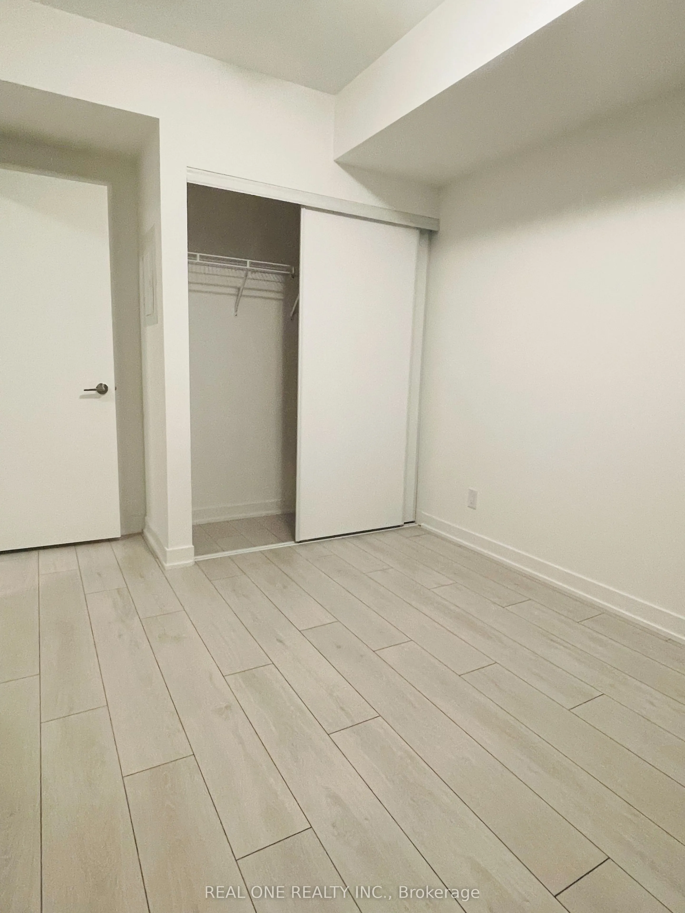 2033 Kennedy Road, #2601