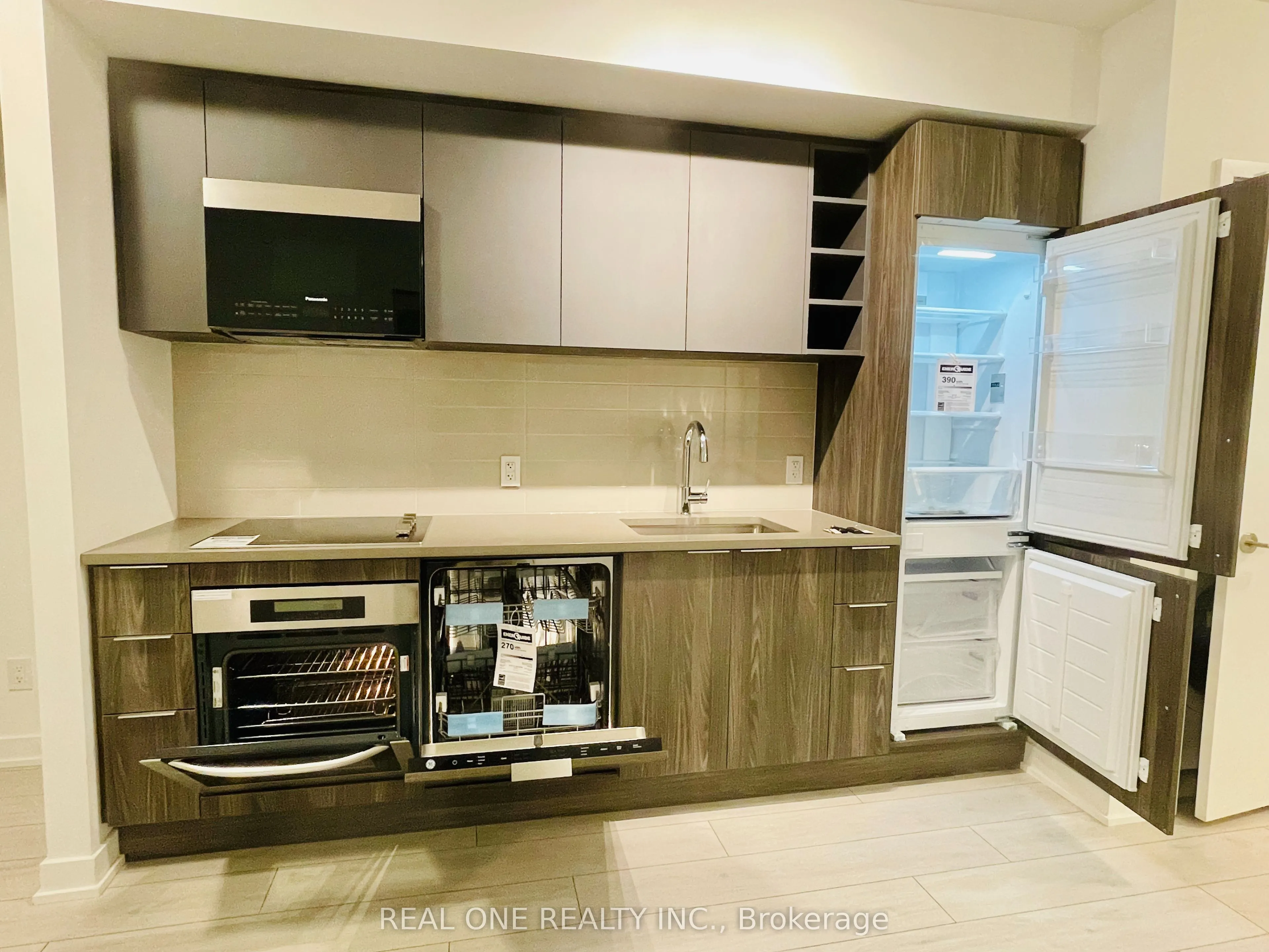 2033 Kennedy Road, #2601