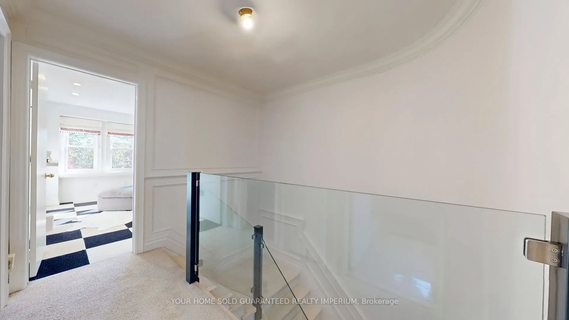 124 Thicket Crescent