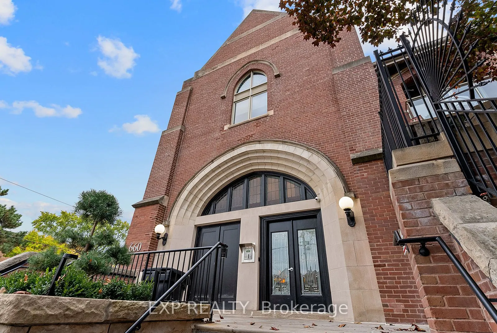 660 Pape Avenue, #305