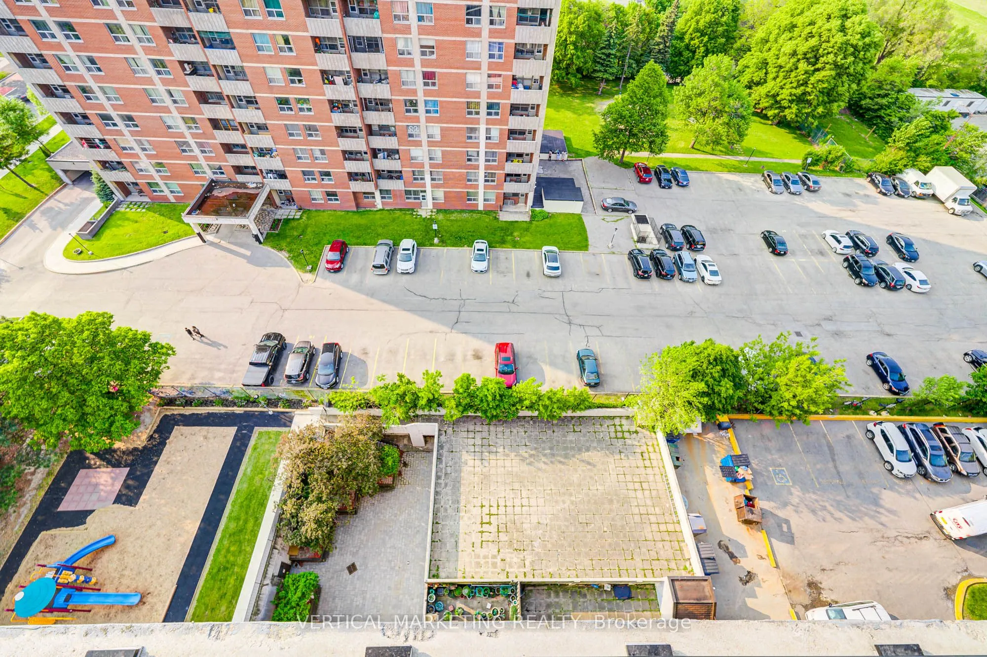 20 Gilder Drive E, #PH07